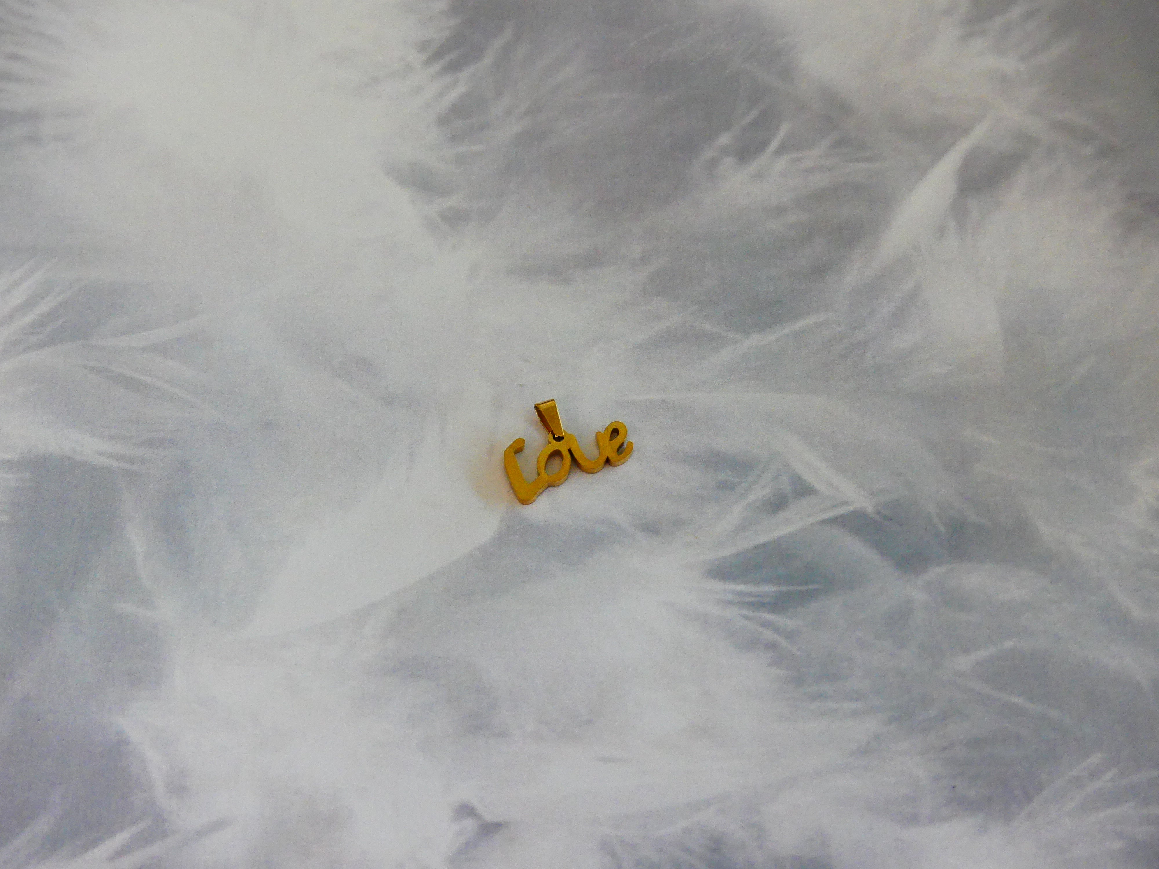 Pendentif - Love doré - Acier inoxydable (1 pce)