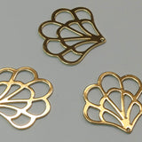 Breloque en laiton, eventail, plaqué or 18K (1 pce)