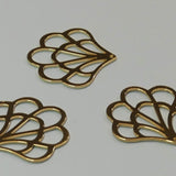 Breloque en laiton, eventail, plaqué or 18K (1 pce)