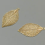 Pendentif en laiton, feuille filigrane, plaqué or 18K (1 pce)