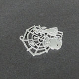 Pendentifs Halloween  "Toile d'araignée avec sorcière " - Argent antique - 1 pièce