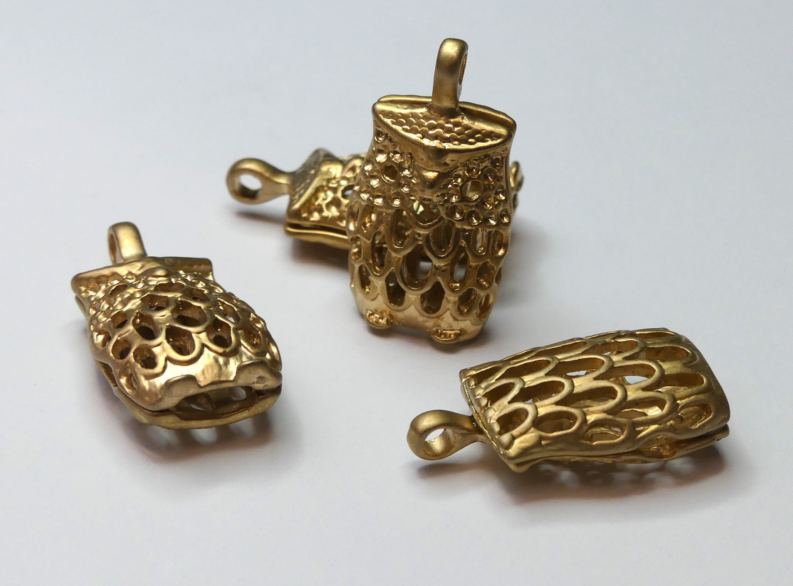 Pendentif chouette pour Halloween, or (1 pce)