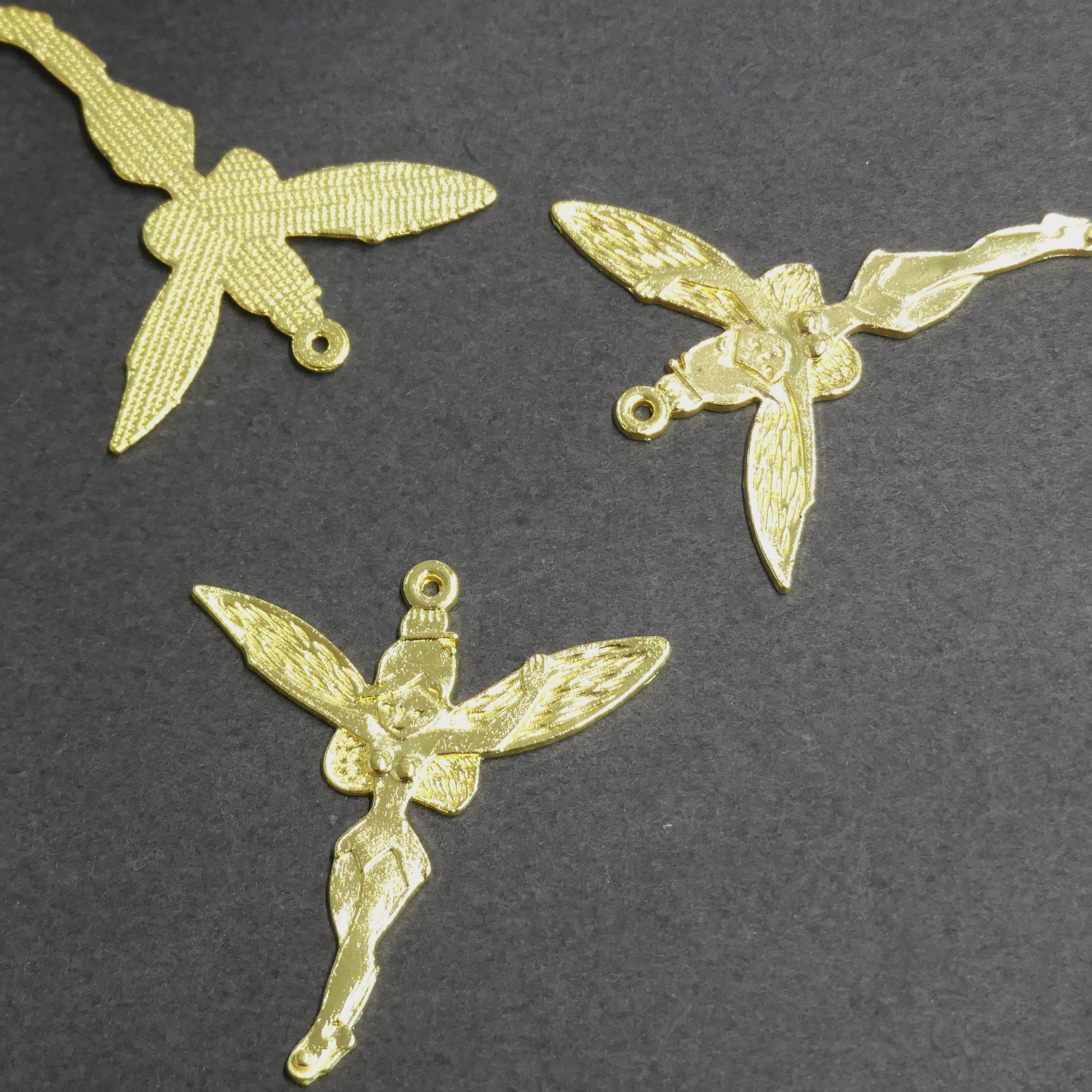 Pendentif fée Halloween en alliage de style tibétain. Sans plomb et sans cadmium - Doré (1 pce)