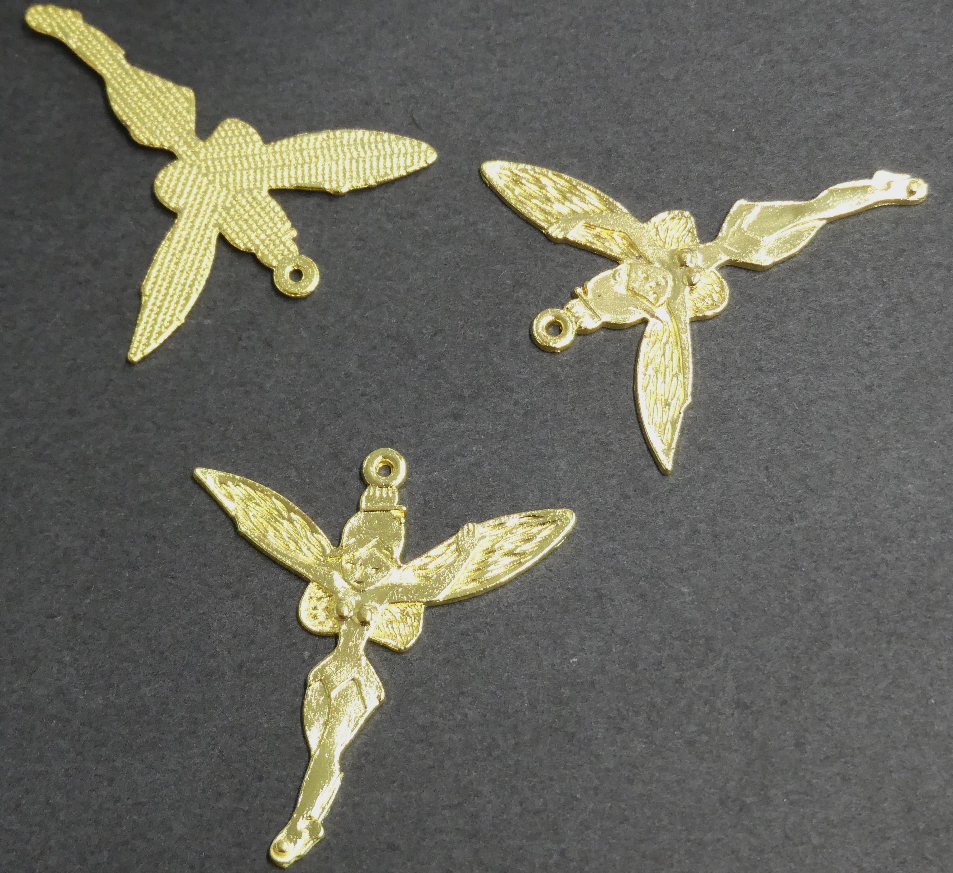 Pendentif fée Halloween en alliage de style tibétain. Sans plomb et sans cadmium - Doré (1 pce)