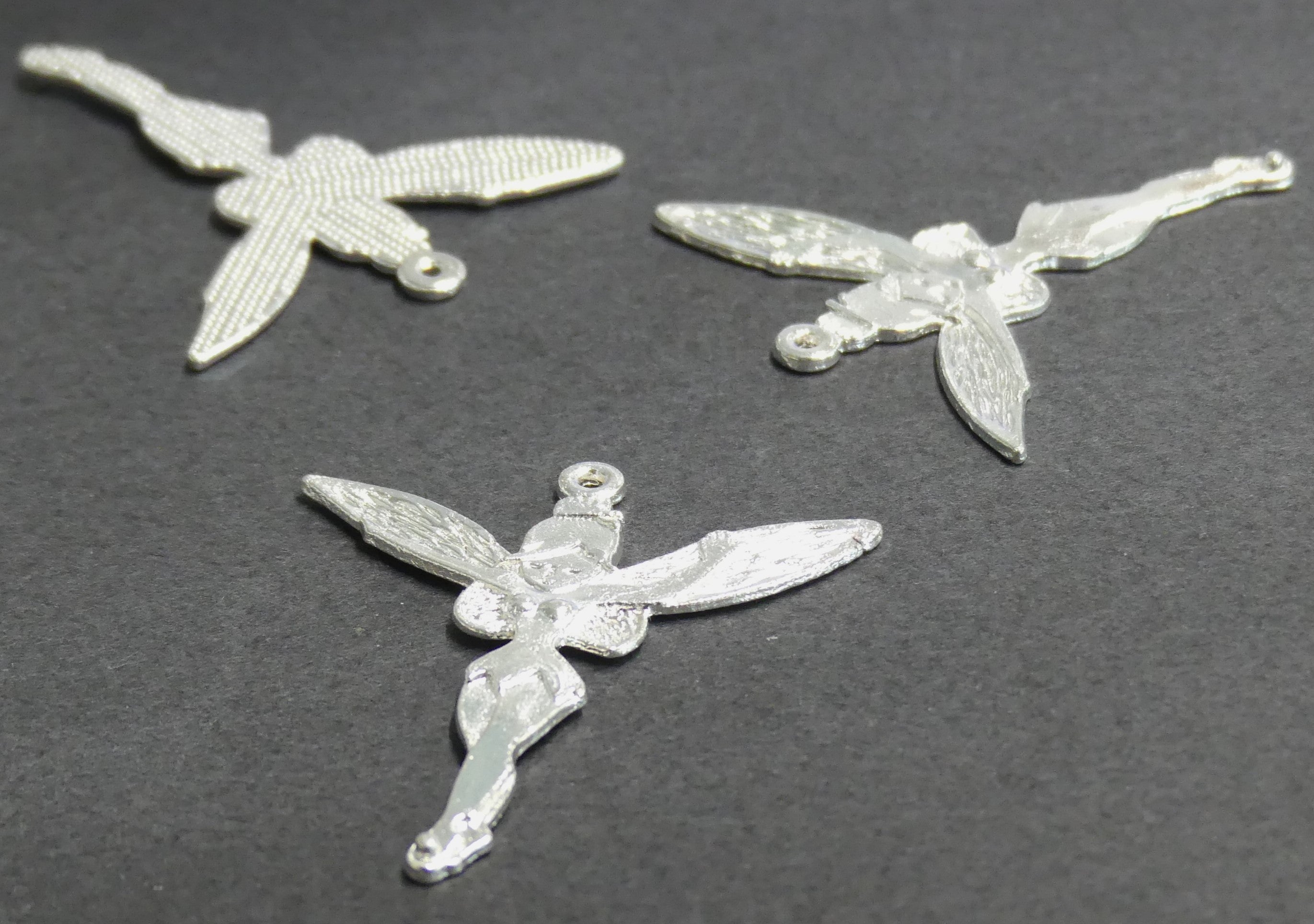 Pendentif fée Halloween. Sans plomb, sans cadmium et sans nickel - Argenté - (1 pce)