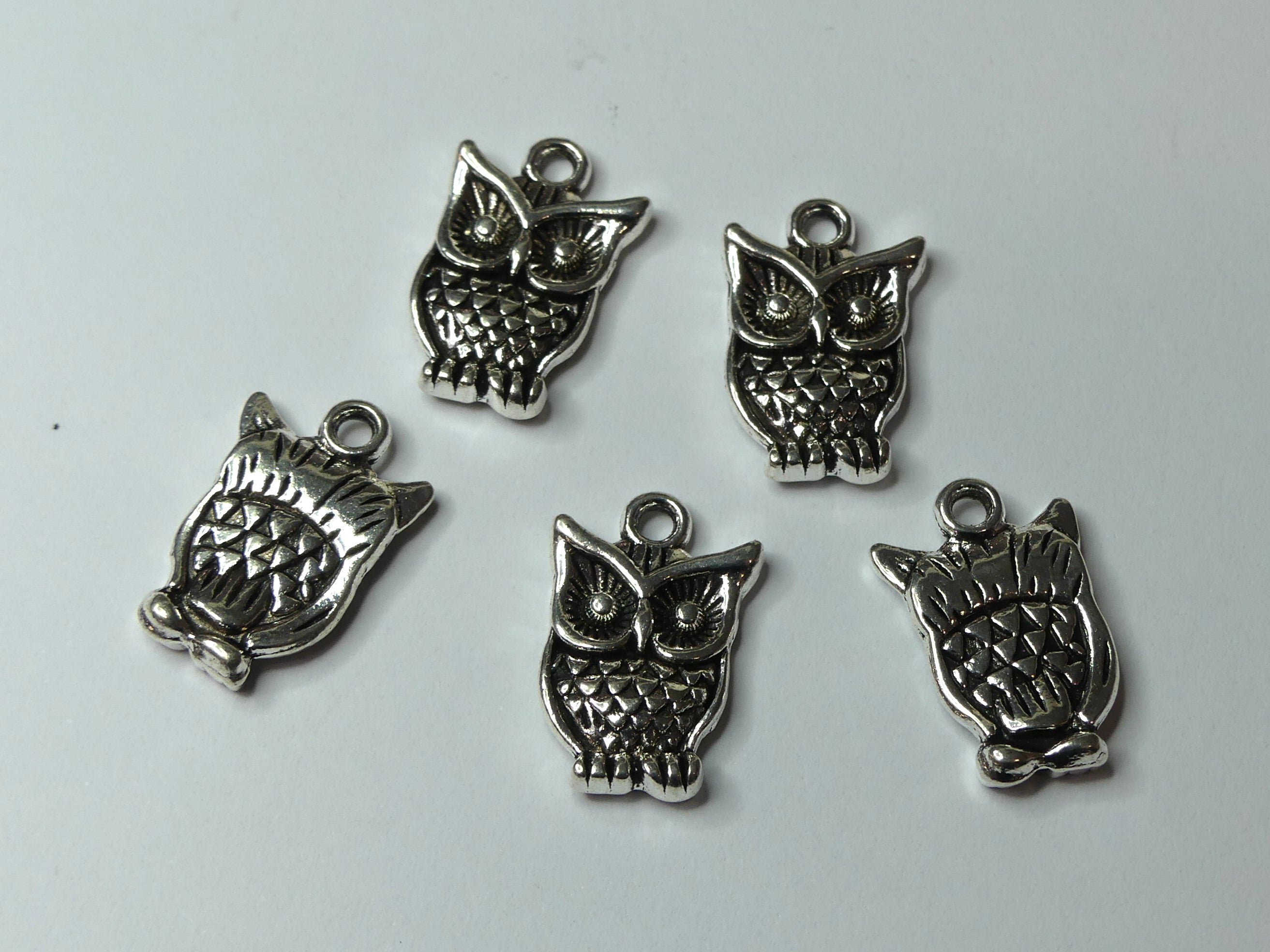 Pendentif en alliage de style tibétain, Halloween, chouette, couleur argent antique (1 pce)