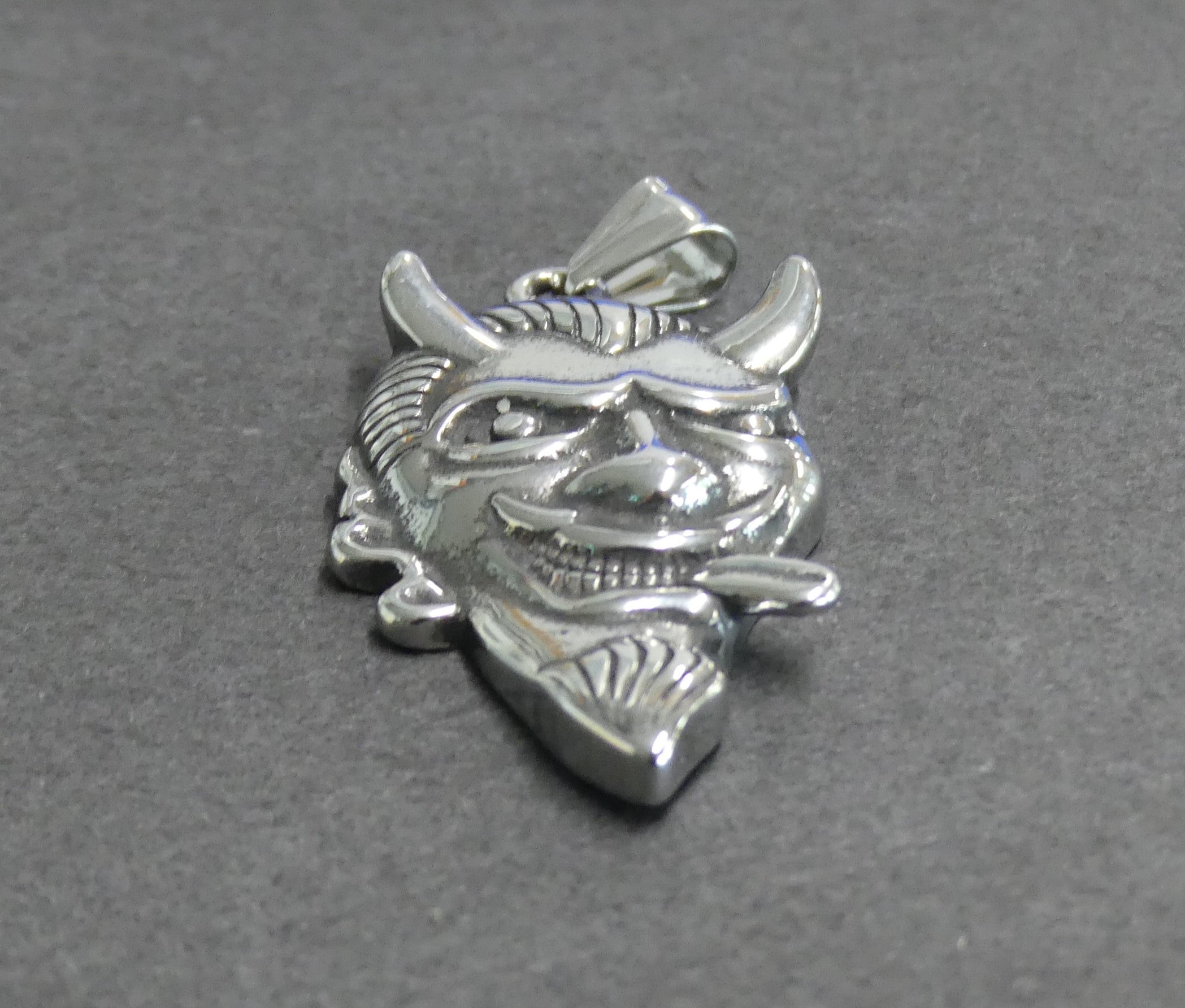 Pendentif breloque fantôme de bétail, argent antique (1pce)