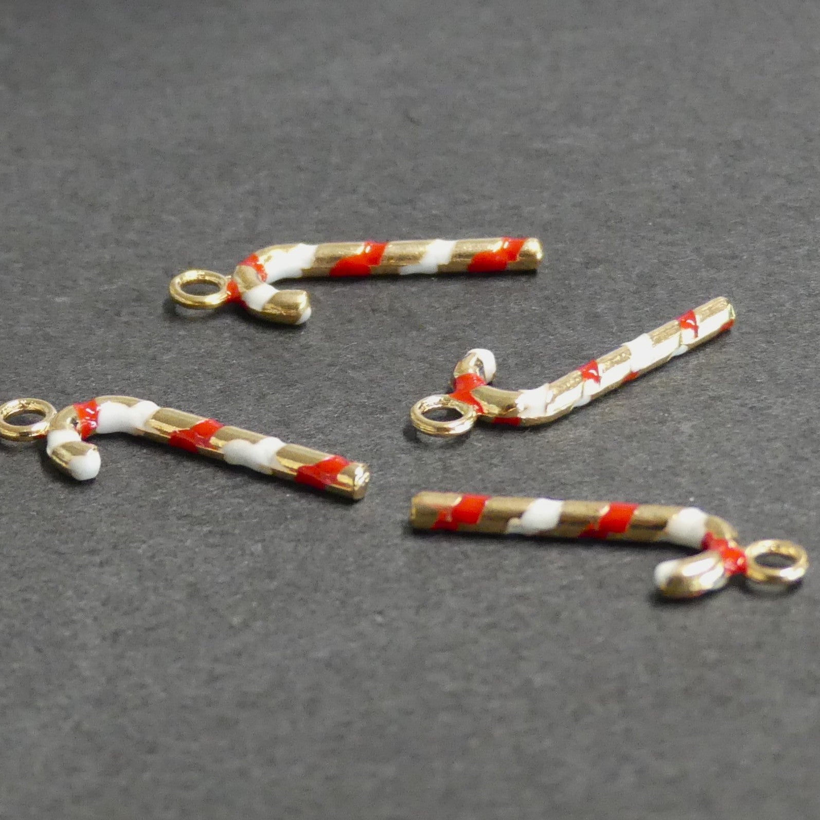 Pendentif canne à sucre en alliage émail - (1 pce)
