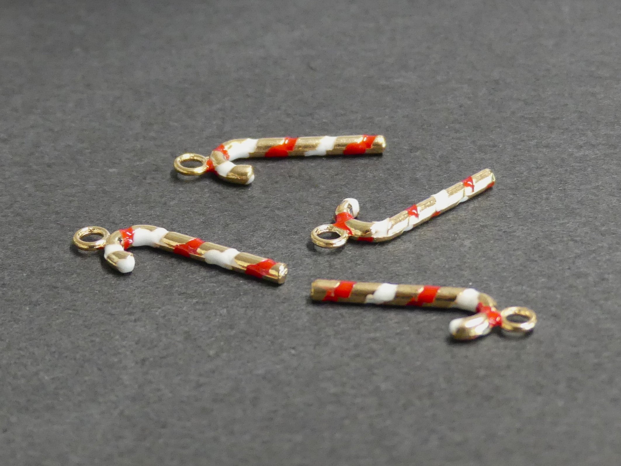 Pendentif canne à sucre en alliage émail - (1 pce)