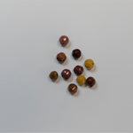 Perles en Mokaite naturelle, rondes et taillées à facettes - 10 pièces