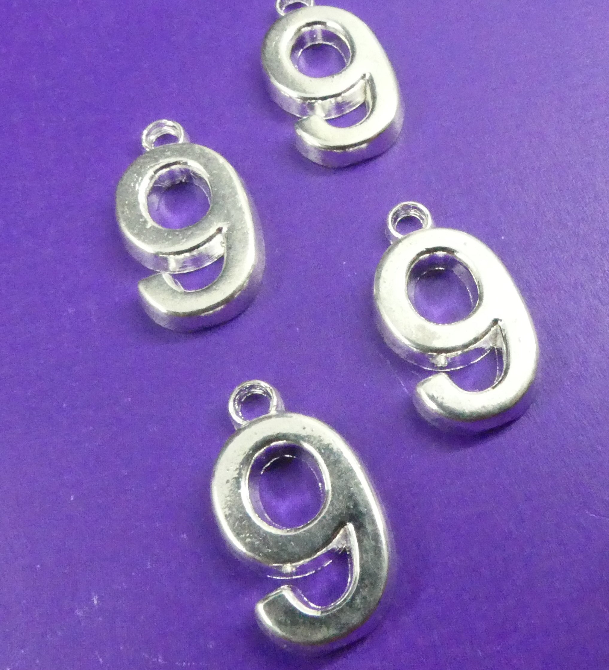 Charms - Chiffre "9" (1 pce)