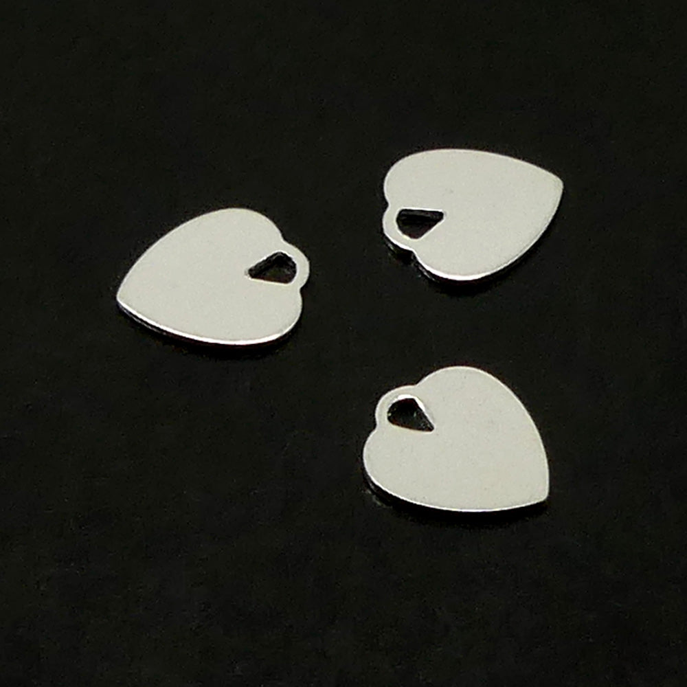 Enjoliveur - Coeur en métal plaqué argent (10 pces)