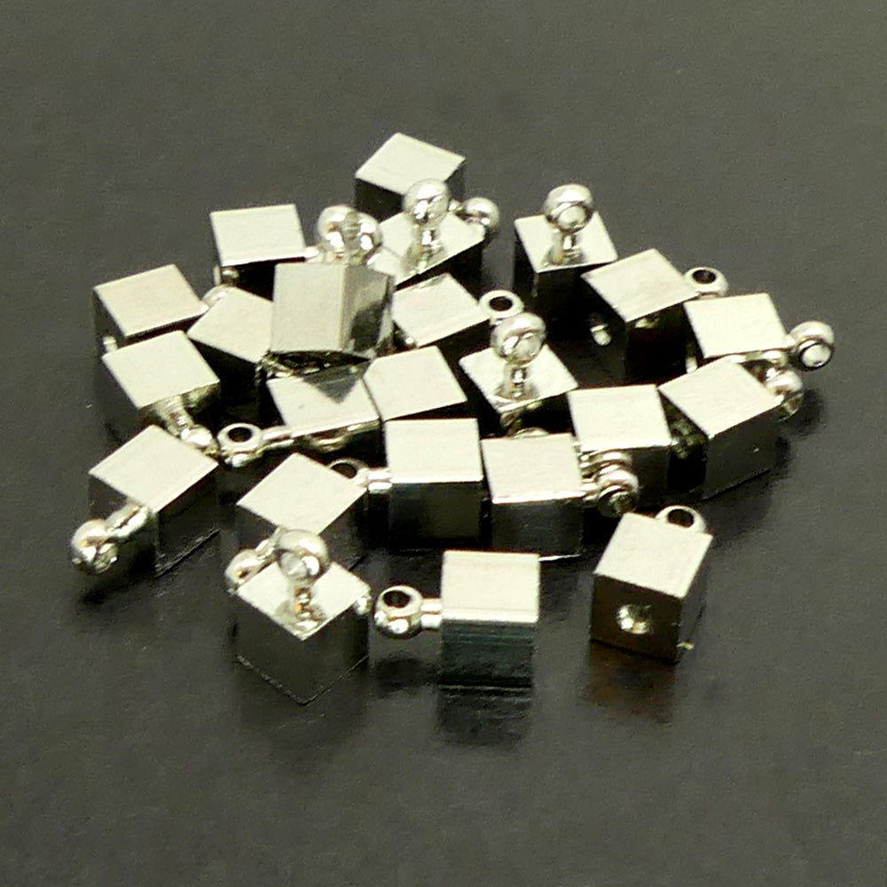 Embout Cube avec Anneau (à la pièce)