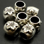 Perle à Glisser - Tube avec fleur en métal