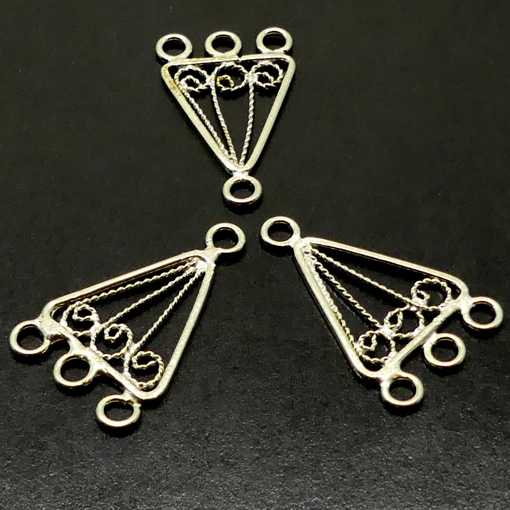 Chandelier-connecteur Triangle 3:1 métal argenté antique (à la pièce)