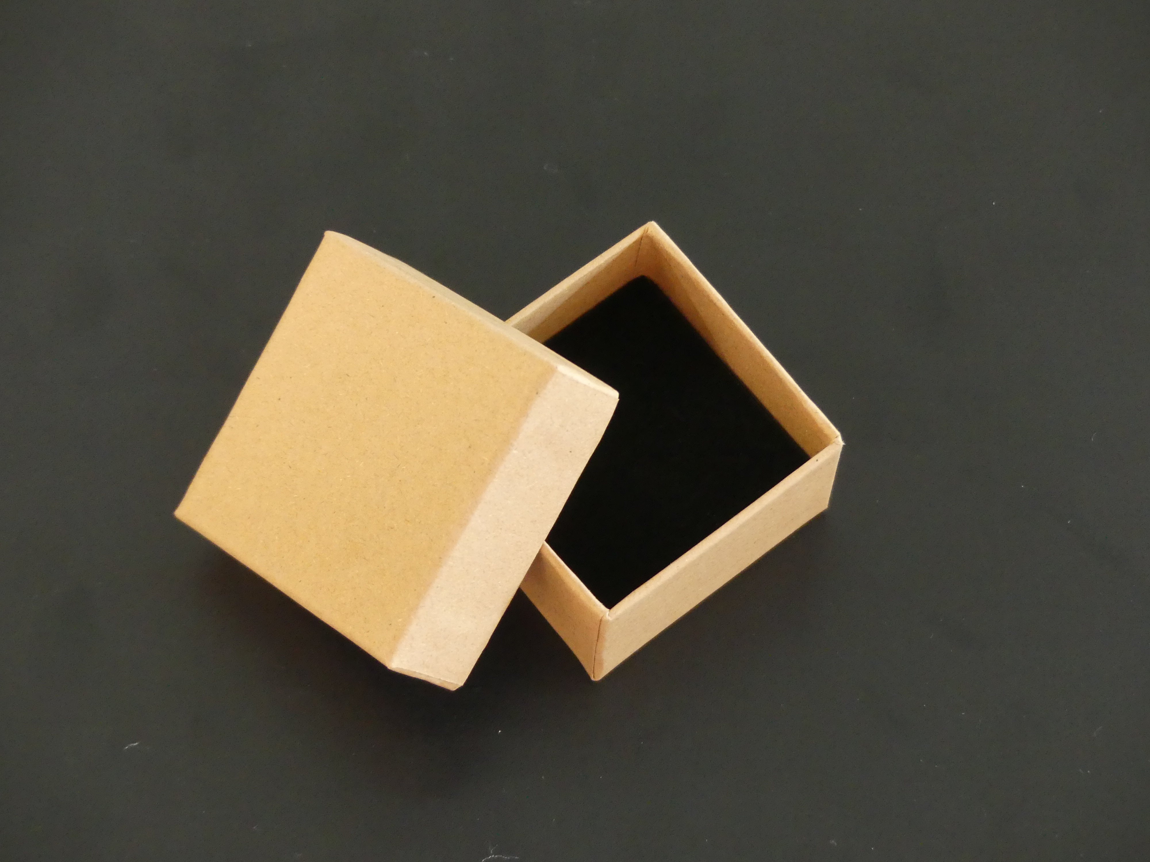 Boîte emballage cadeau pour bague, kraft brun 5 x 5 x 3 cm