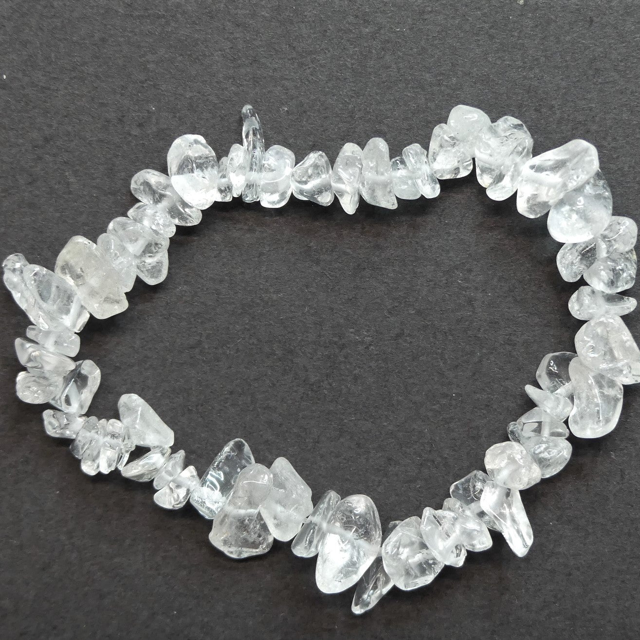 Bracelet extensible en perles de pierre mélangées naturelles et synthétiques - Cristal Quartz - 1 pièce