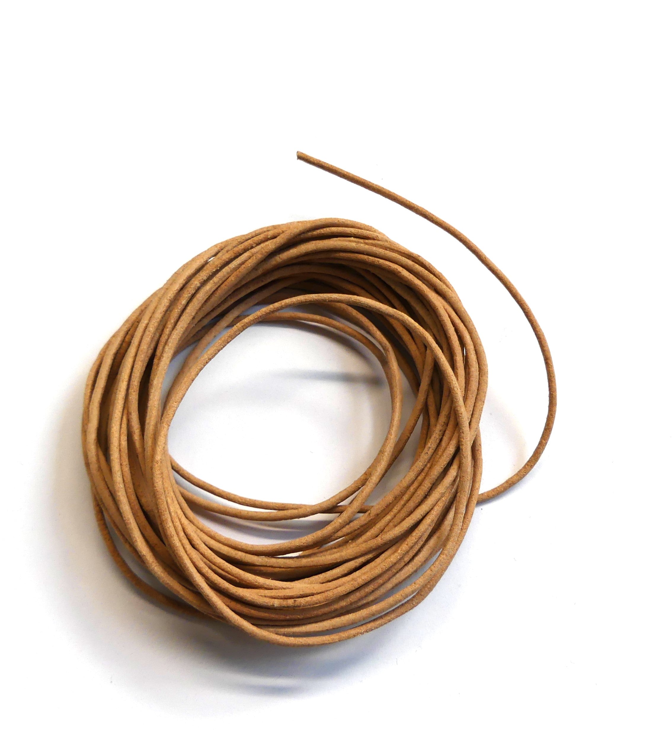 Cordon en cuir grec beige de 5 mètres - (1pièce)