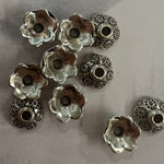 Couvre-Perle fleur tibétaine 8mm  (4 pces)