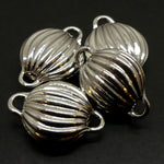 Fermoir - Aimant Ovale Strié - Blanc argenté - Rhodium - 1 pce
