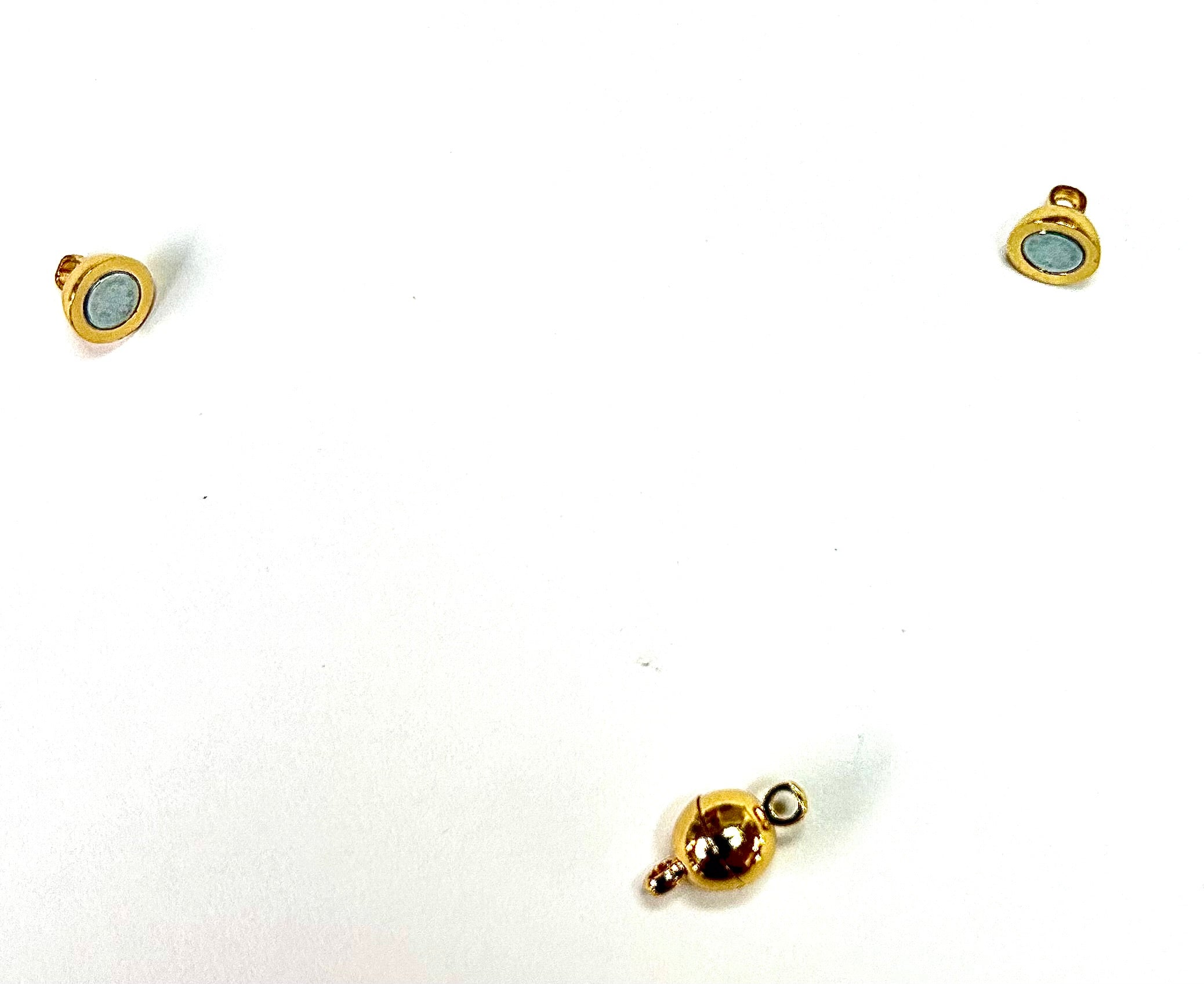 Fermoir magnétique en laiton  - Plaqué or 24k ( 1 pièce )