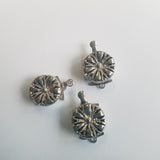 Fermoir Clip argenté - Motif fleur (1 pce)