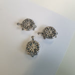 Fermoir Clip argenté - Motif fleur (1 pce)