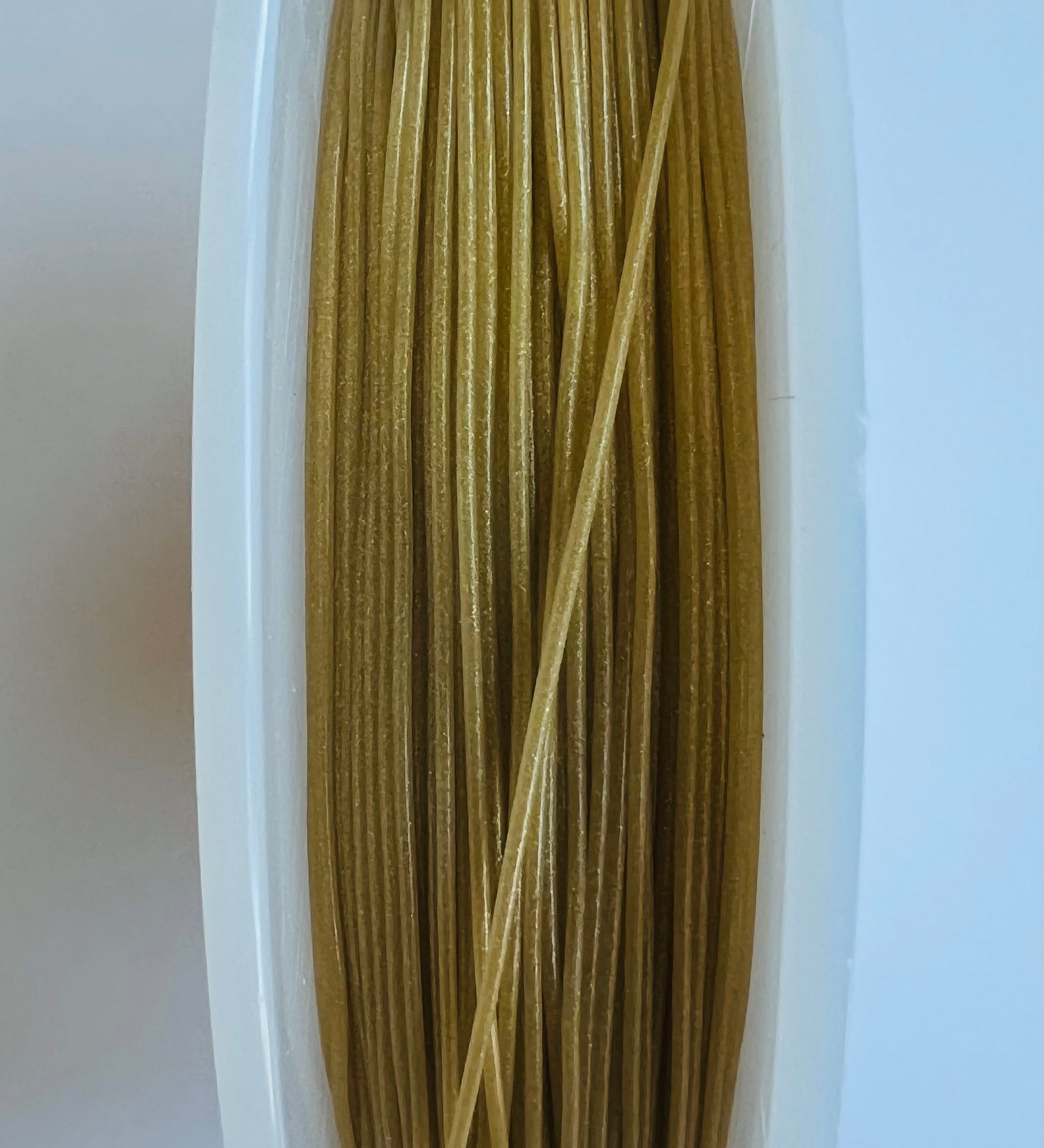 Elasticity 0.5 Doré satiné 25 mètres (la pièce)