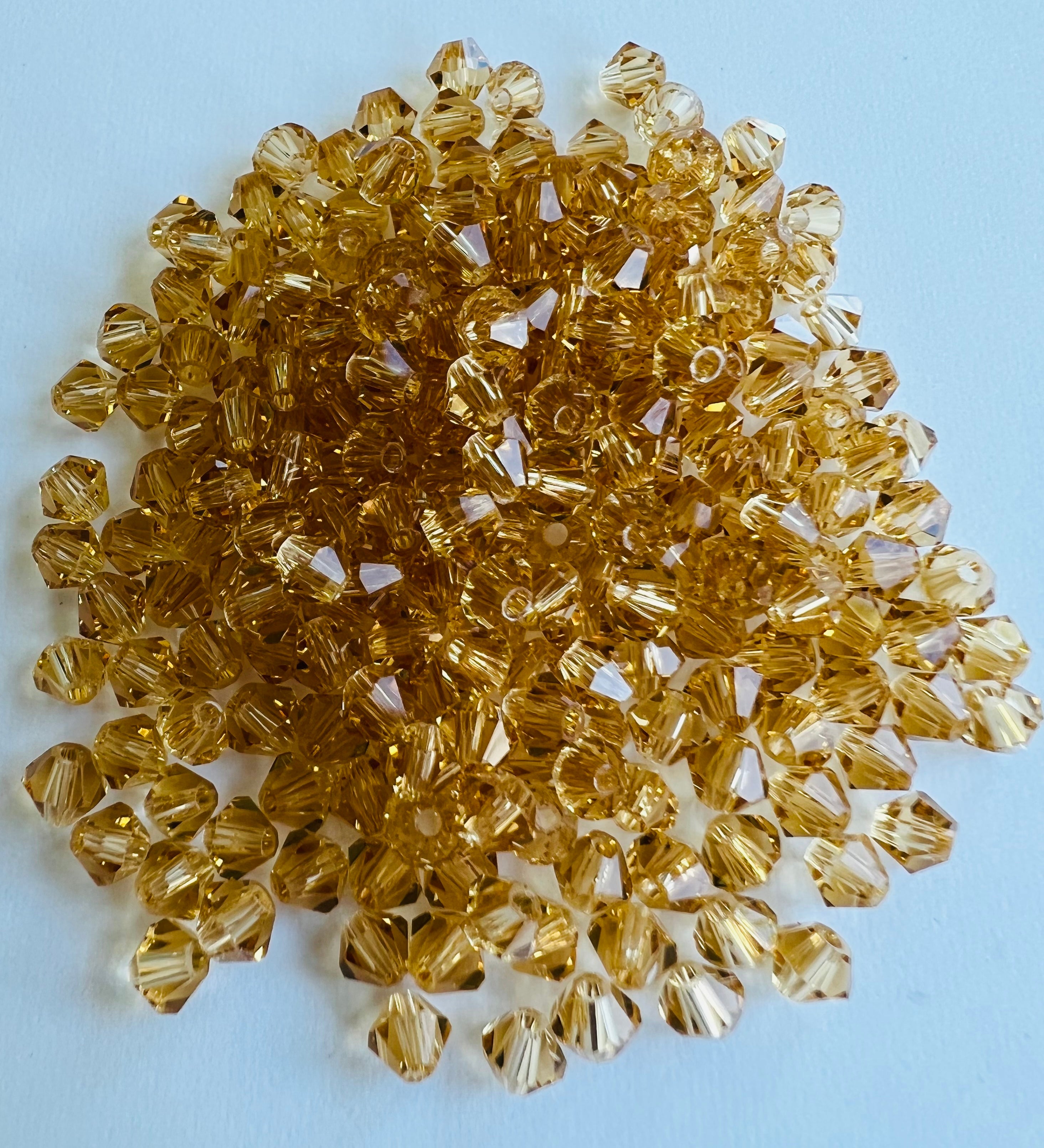 Perle de verre à facettes 4mm - Jaune Topaze (25 pces)