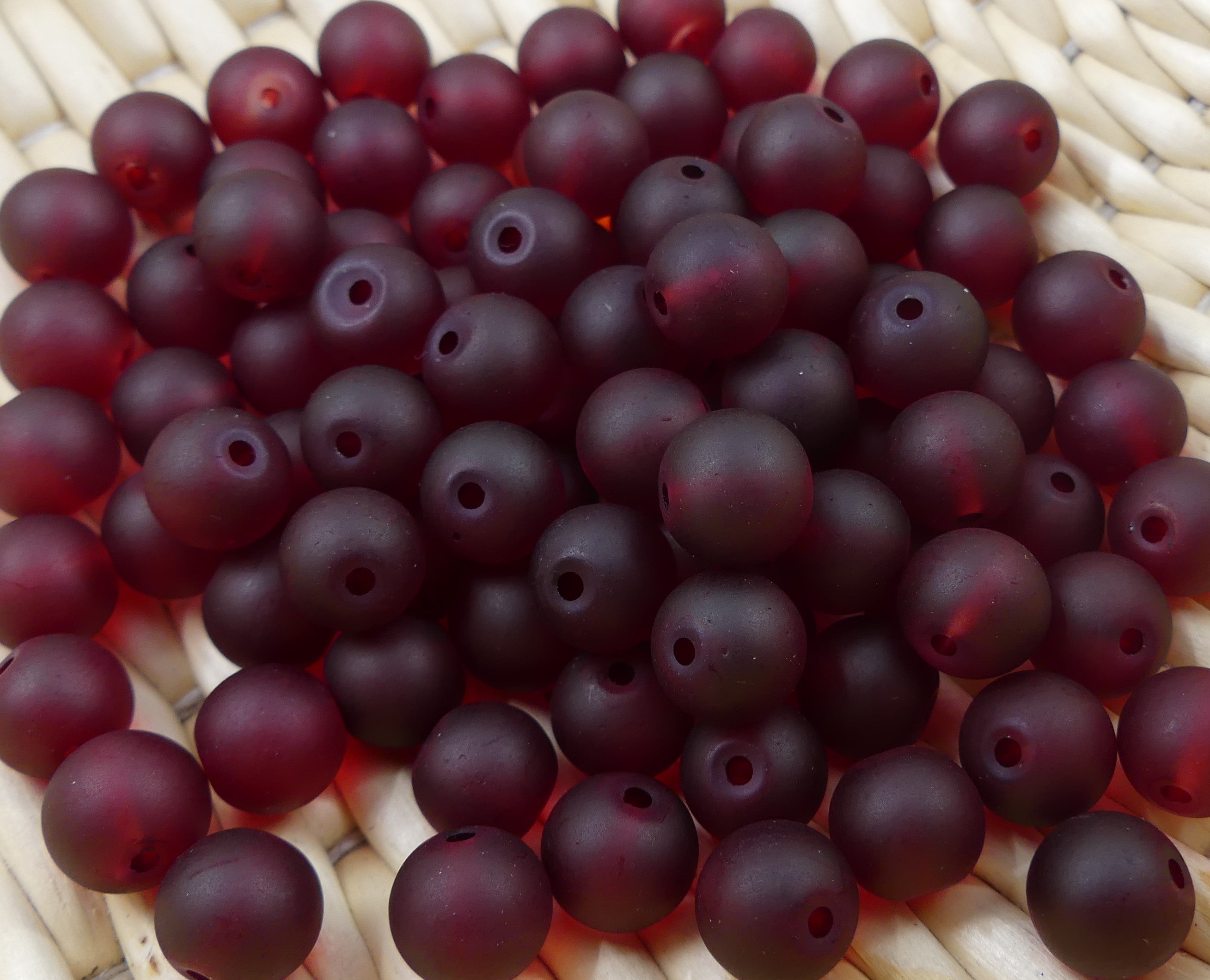 Perle de verre ronde givrée transparente 8 - Darkred (10pces)