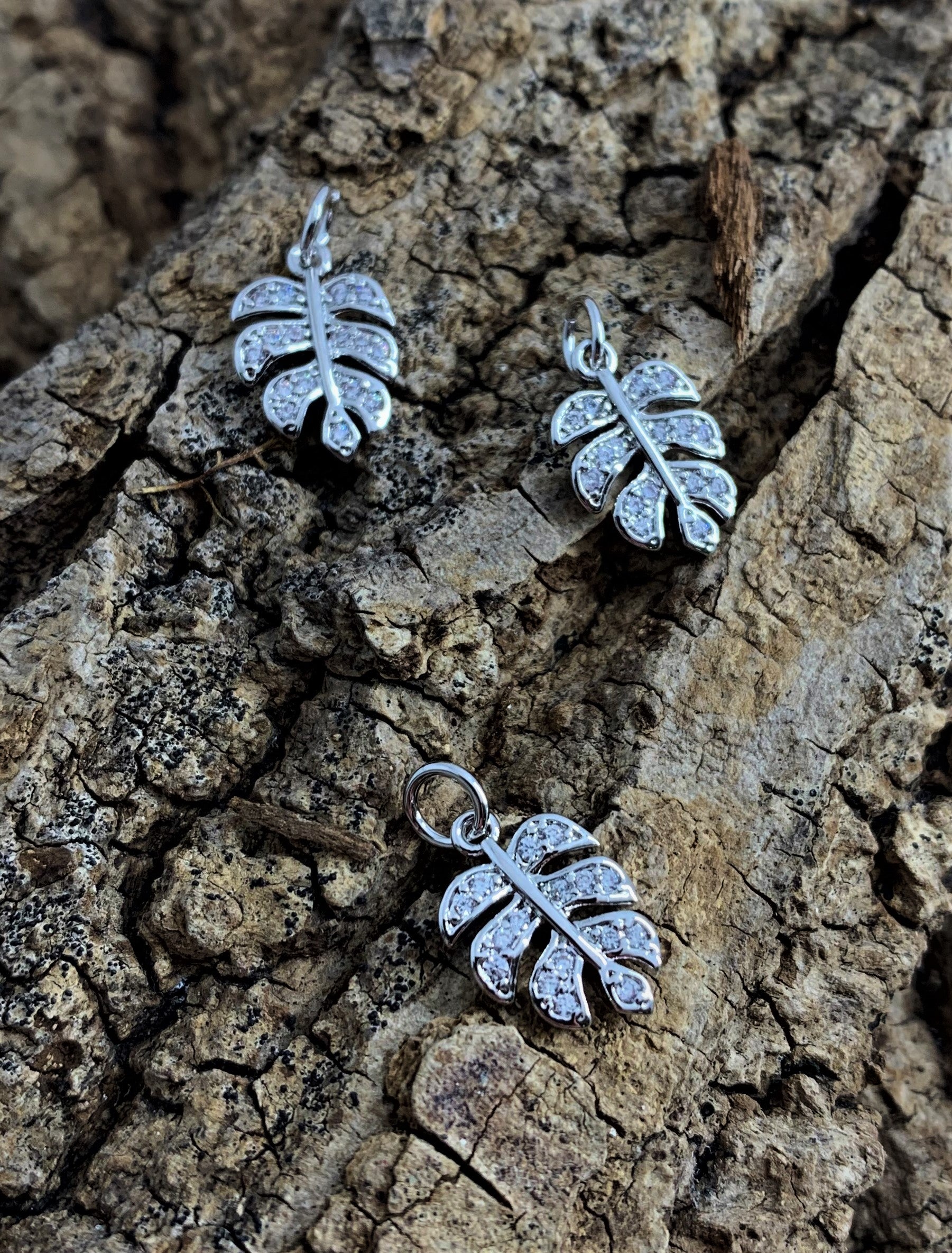 Charms - Feuilles de monstre (1 pce)