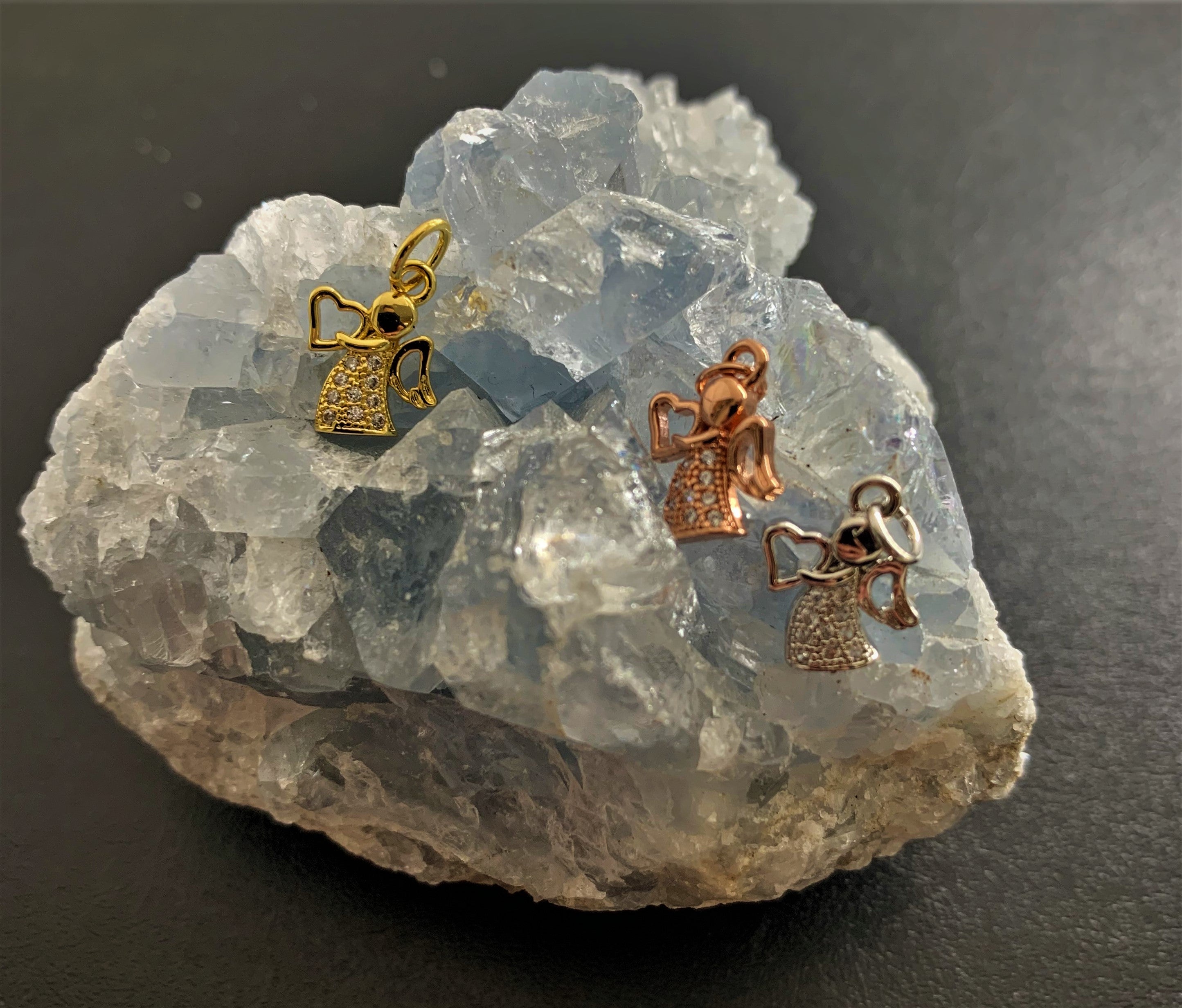 Charms - Ange argenté avec zircons (1pce)