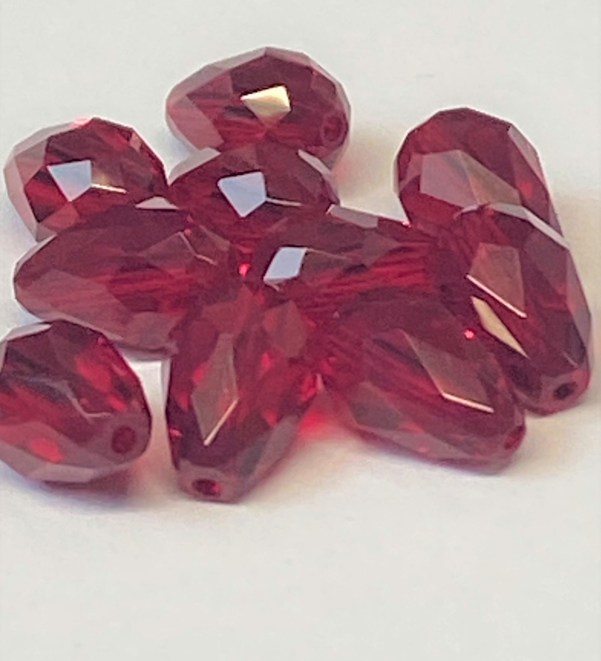  Larme Swaro 9x6mm, Siam (5pces)