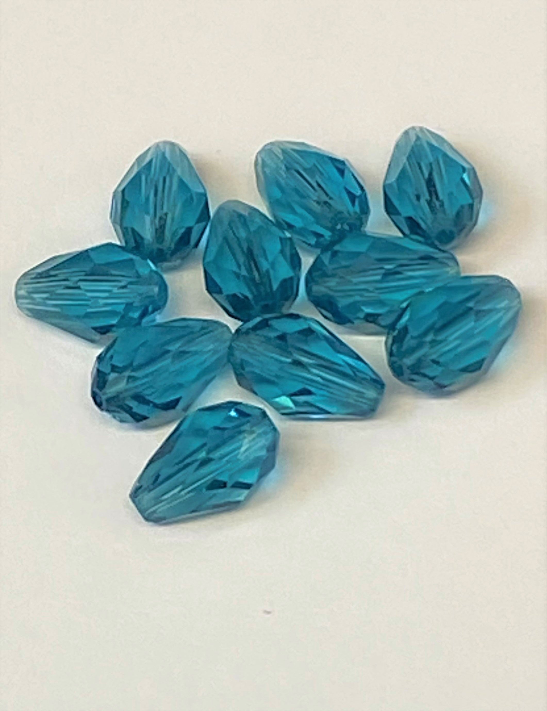 Larme Swaro 9x6mm, Indicolite (5pces)