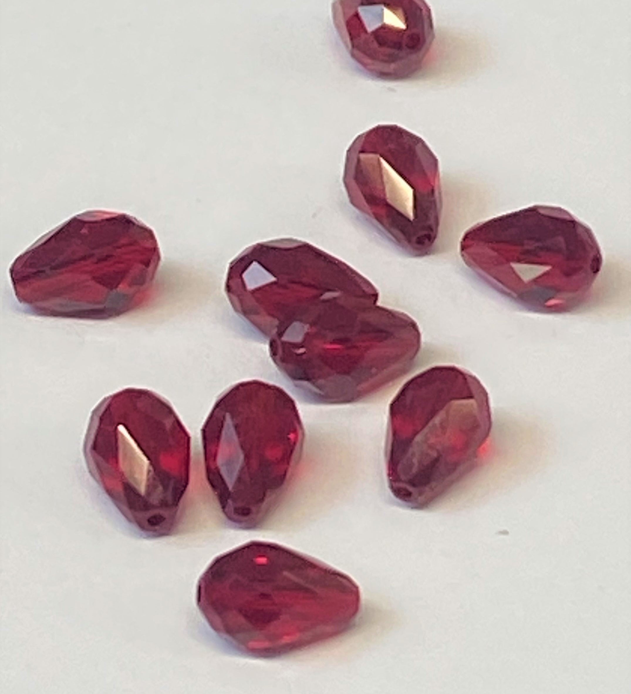  Larme Swaro 9x6mm, Siam (5pces)