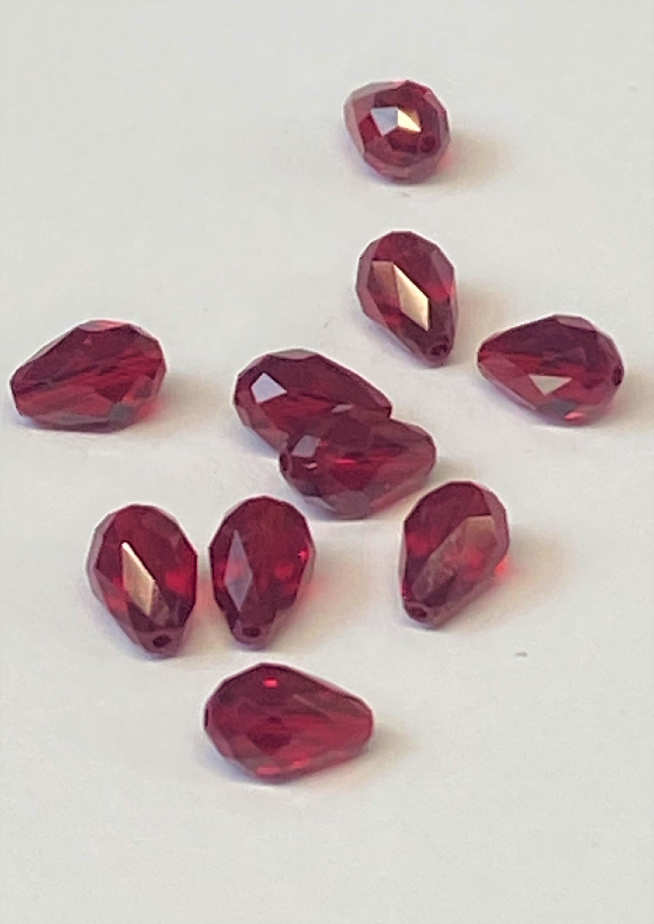  Larme Swaro 9x6mm, Siam (5pces)