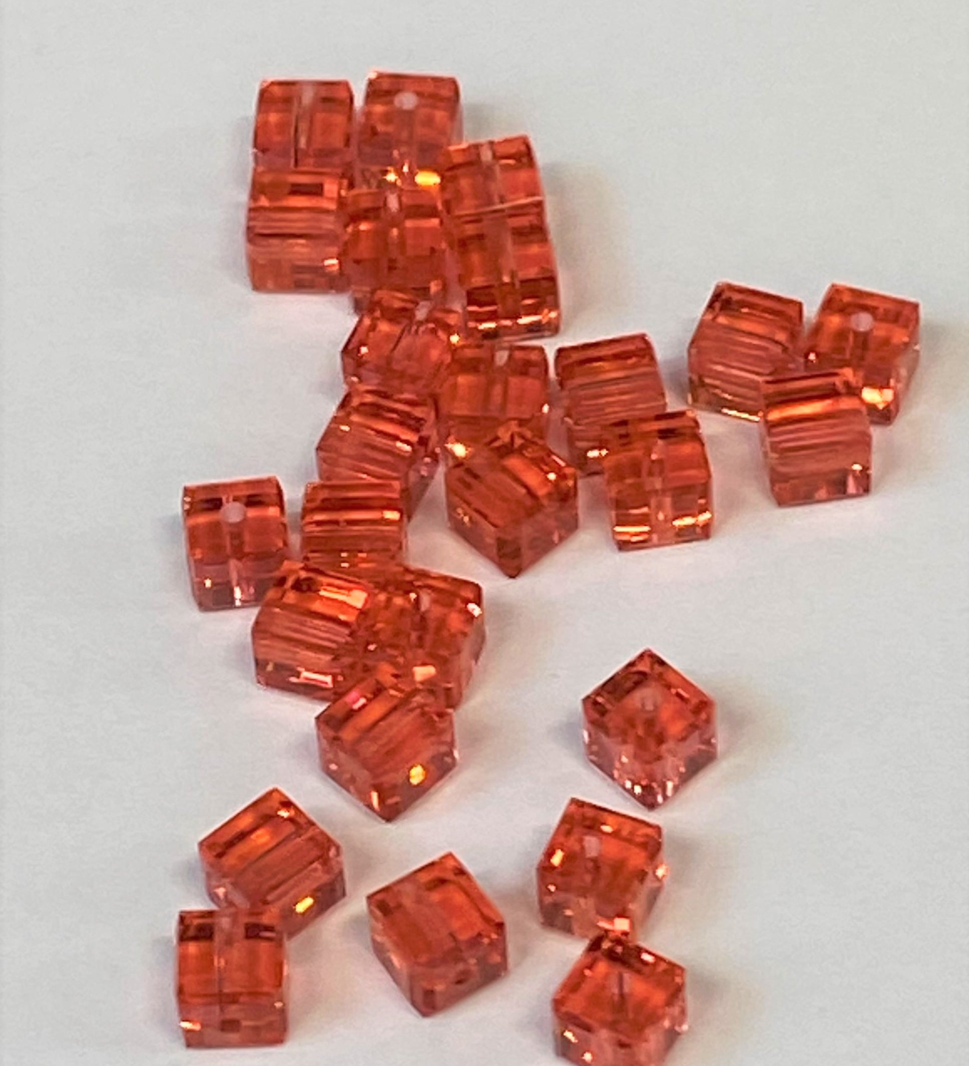 Cube 4mm - Padparadcha (5 pces)
