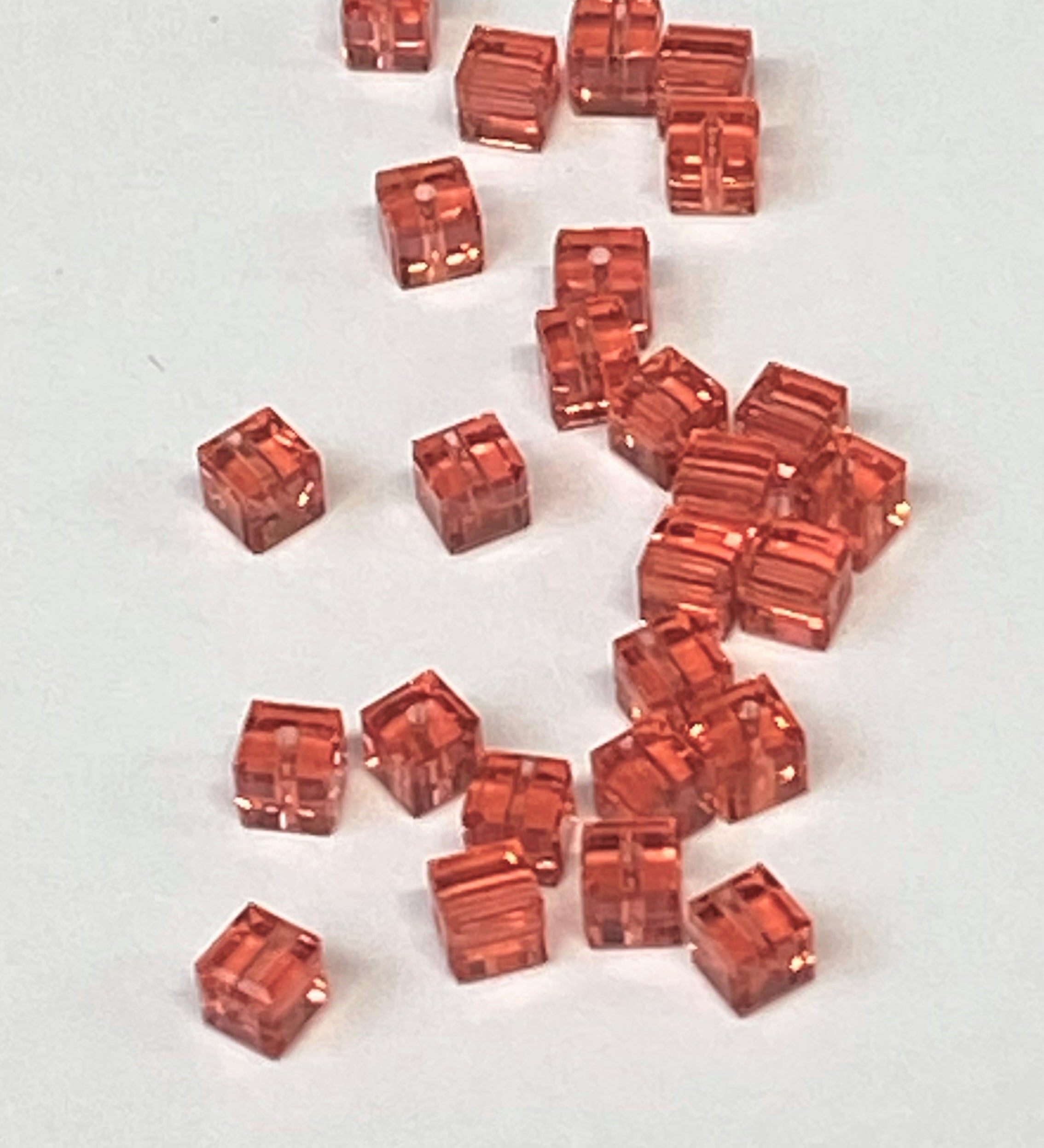 Cube 4mm - Padparadcha (5 pces)