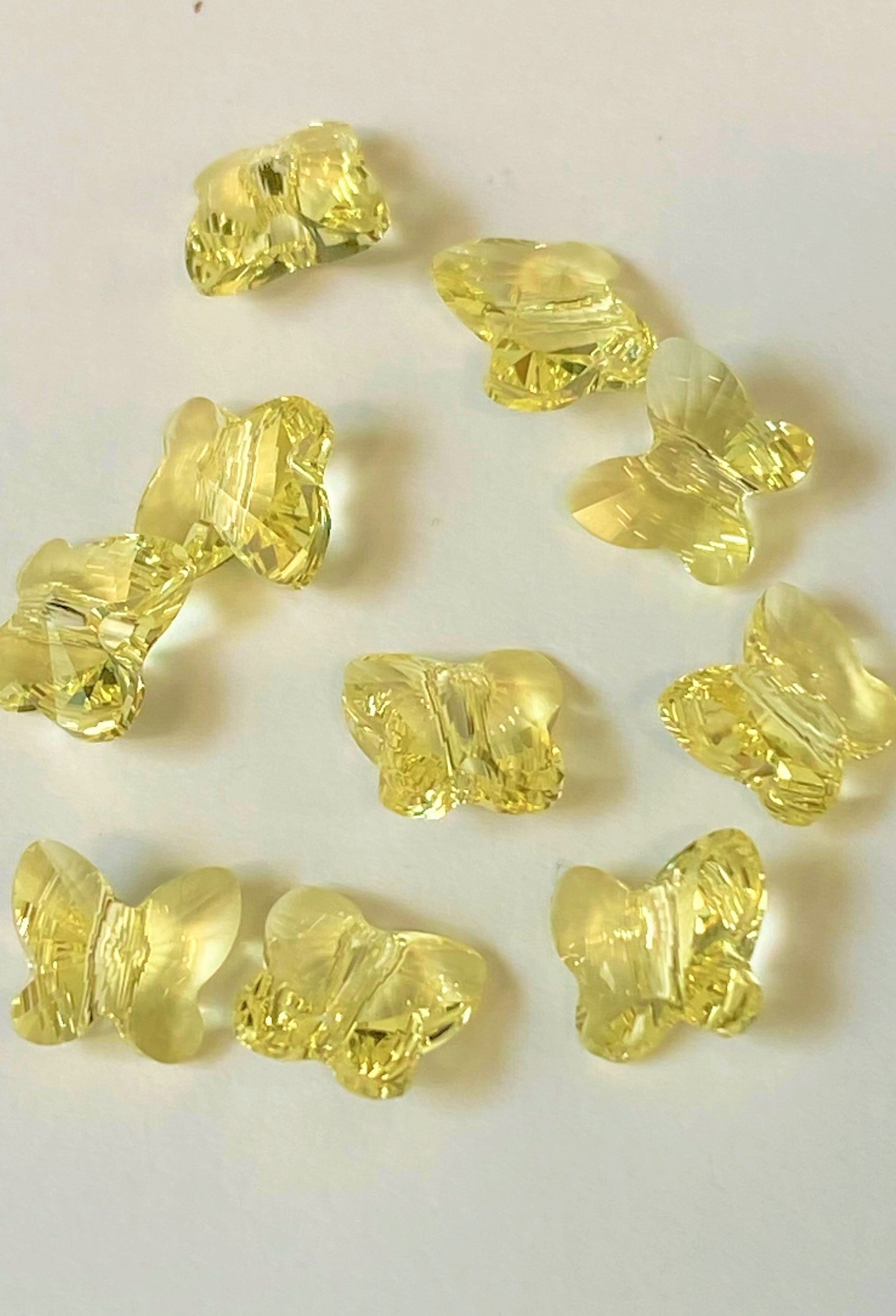 Papillon 8 mm - Jonquille (5 pces)
