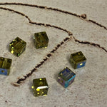 Cube 4 mm , Héliotrope Blue ( 5 pces)