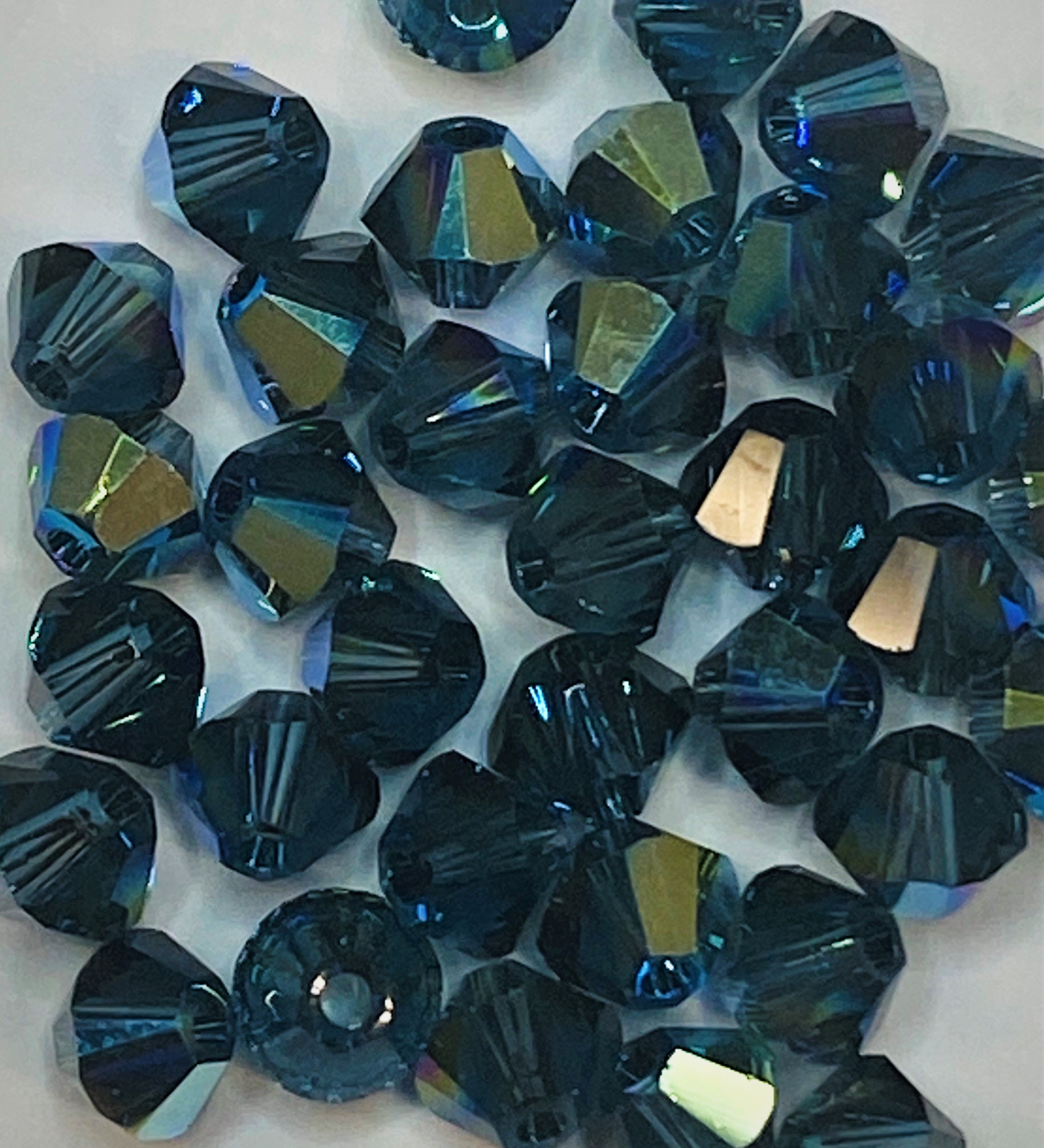 Bicone 4 - Montana AB (25pces)