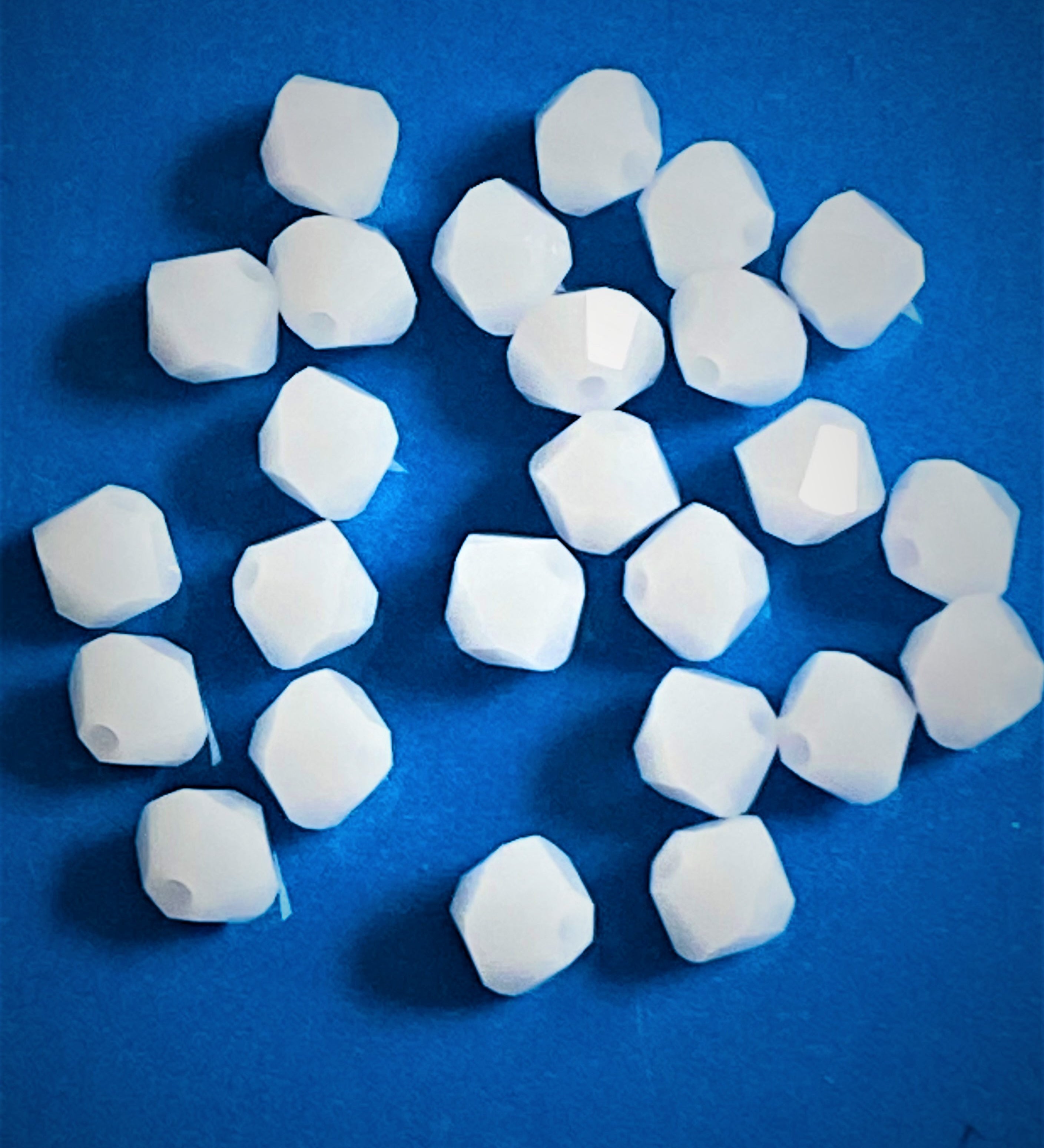 Bicone 4 - Blanc Alabaster (25pces)