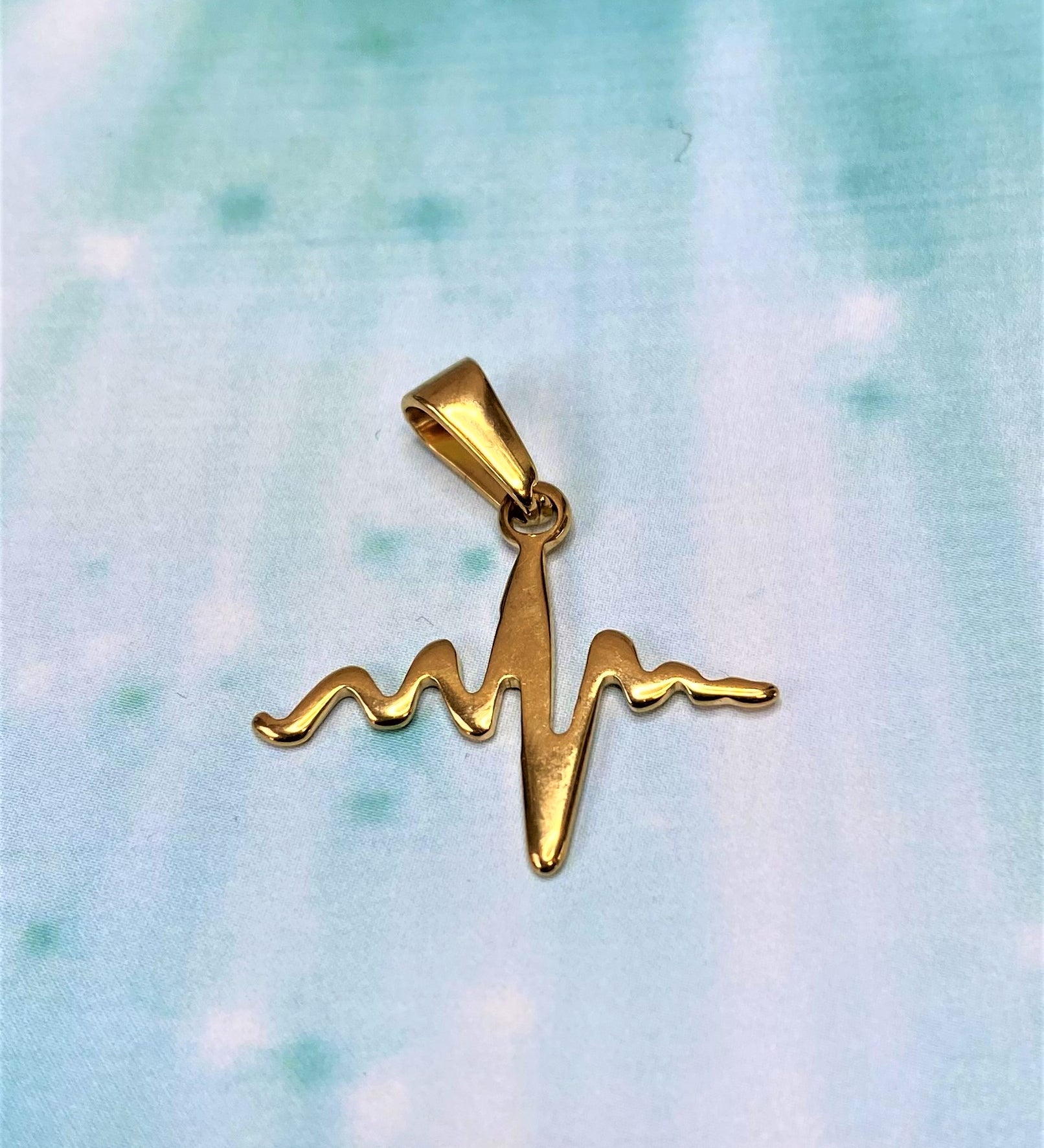 Pendentif - battement de coeur, couleur or (1 pce)