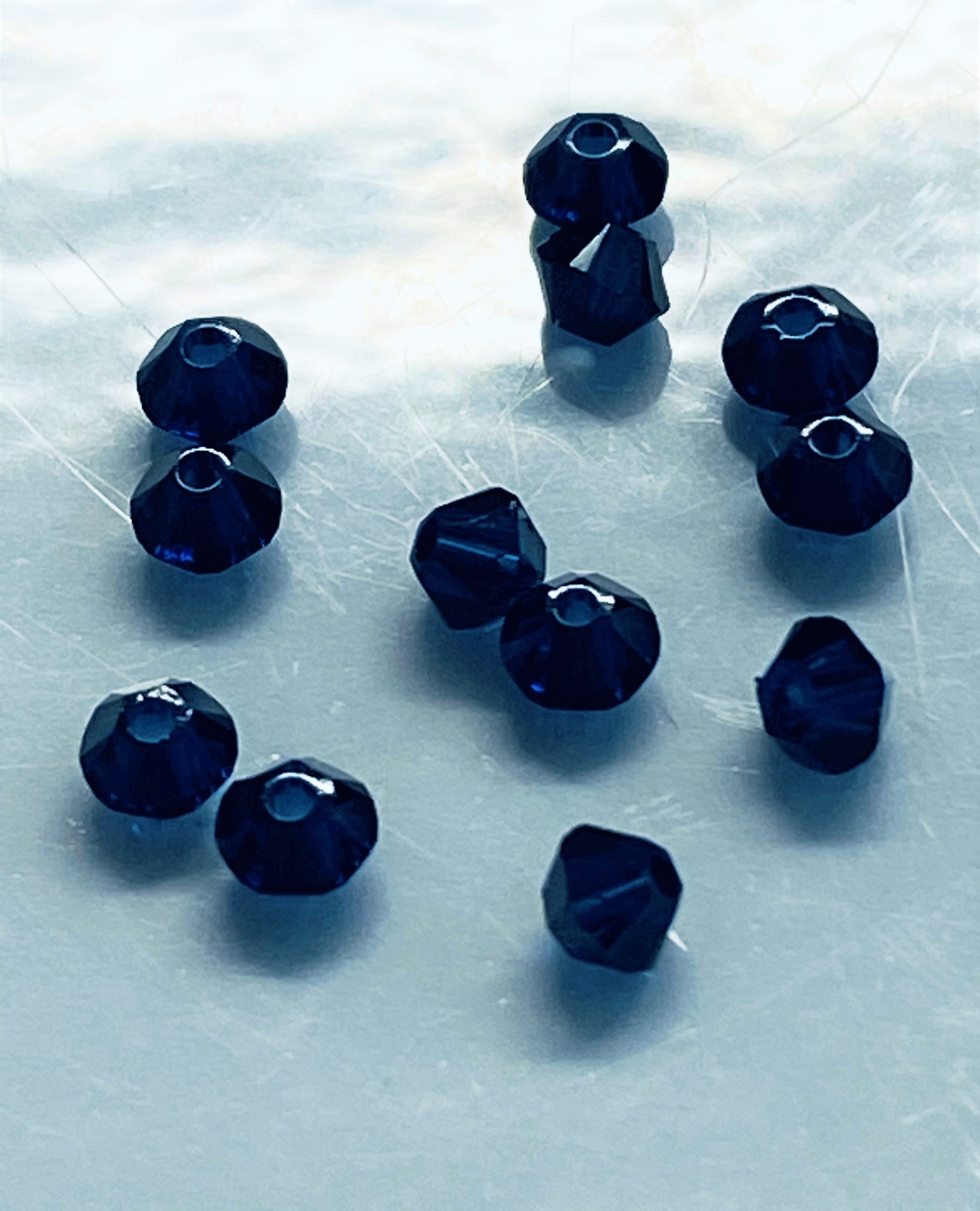 Bicone 3 - Dark Indigo (25pces)