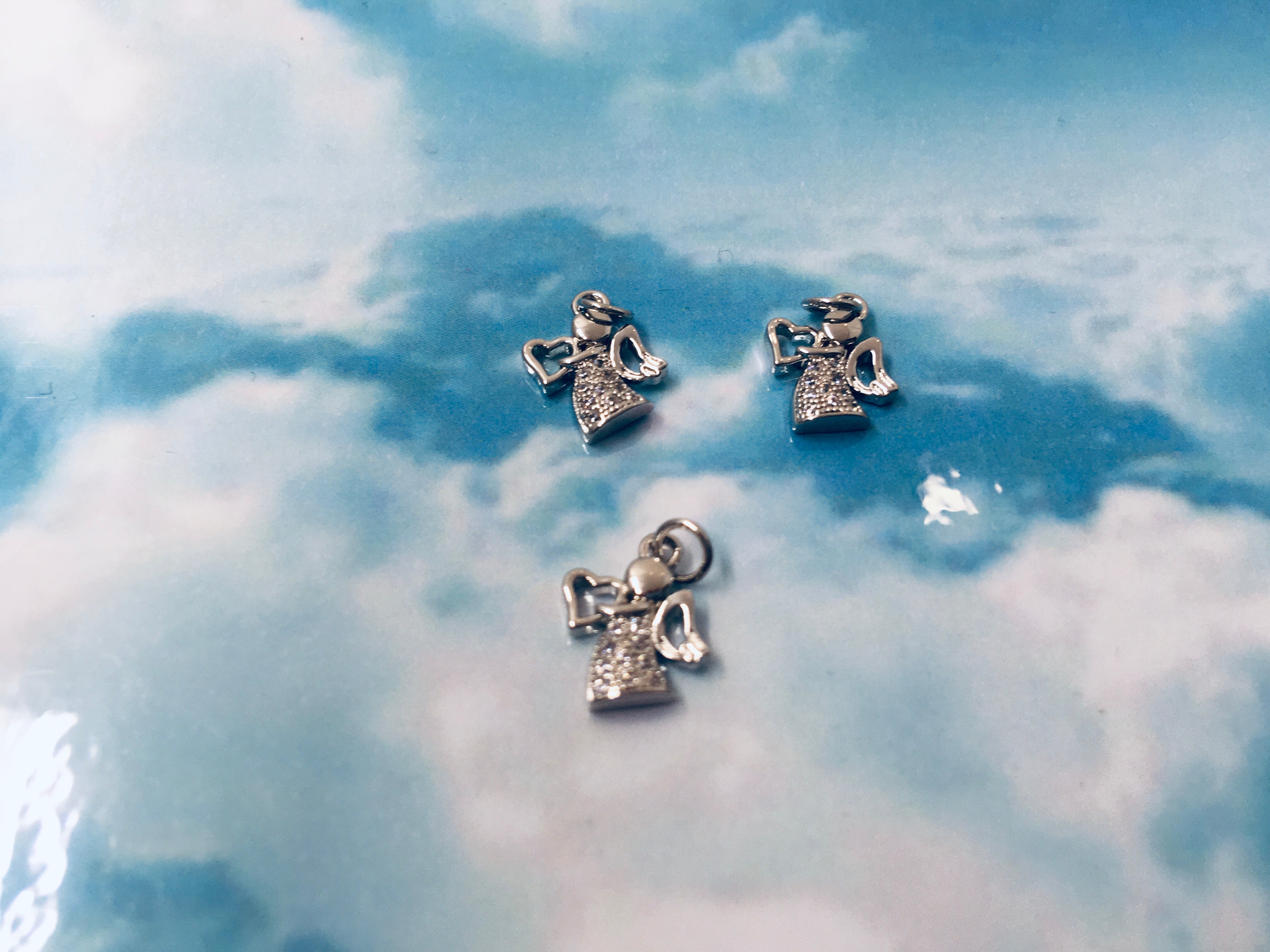 Charms - Ange argenté avec zircons (1pce)