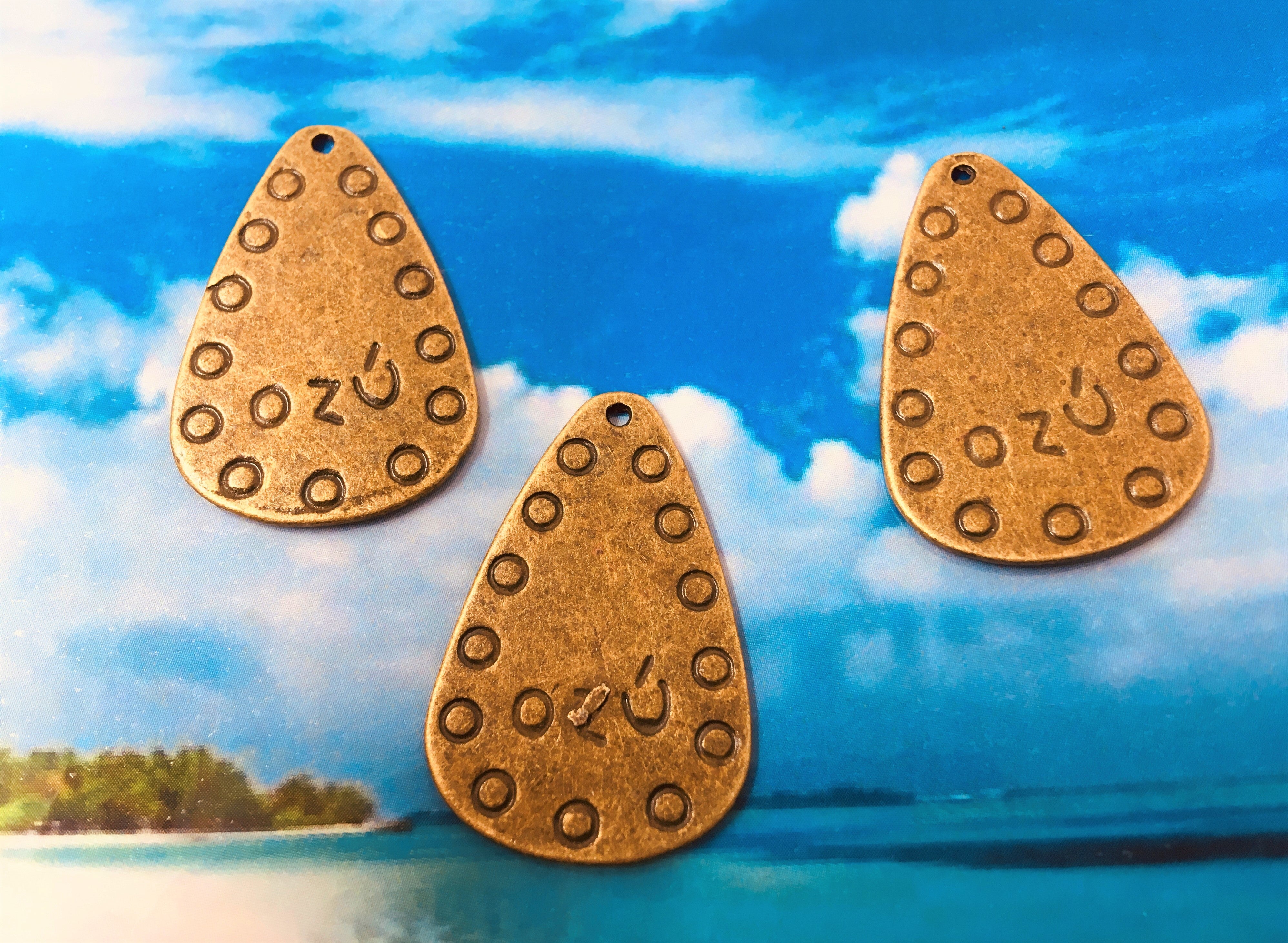 Pendentif goutte style tibétain (1pièce)