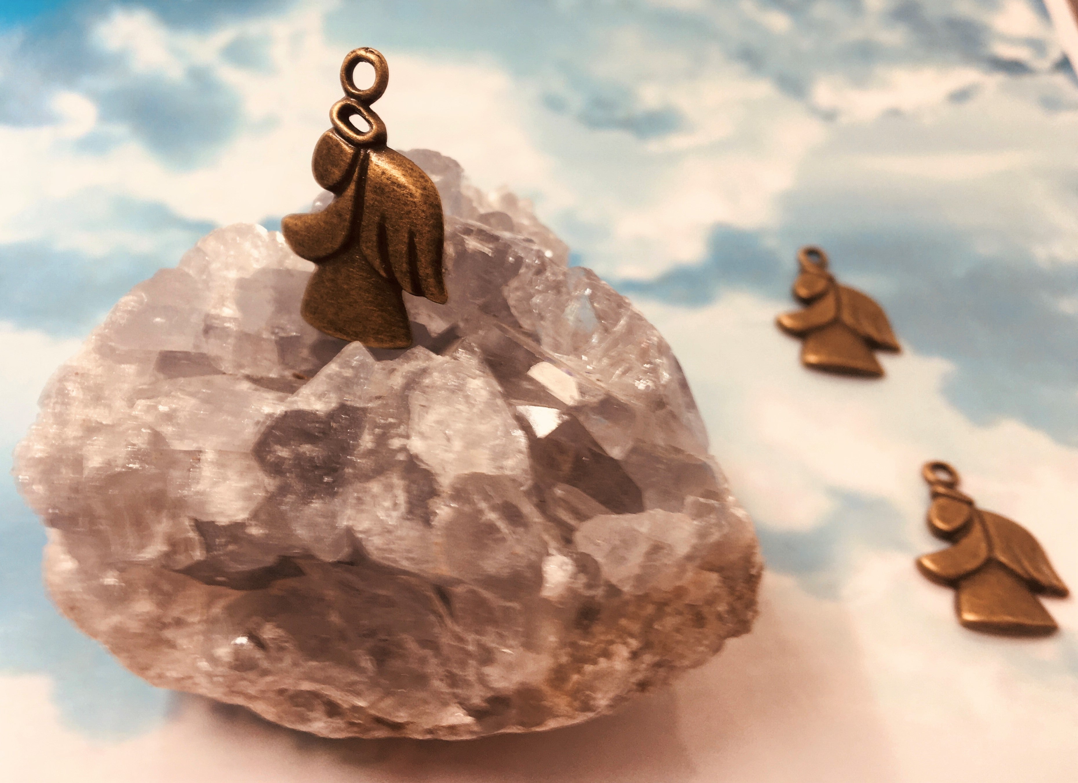 Pendentif ange sculpté - style tibétain (1pce)