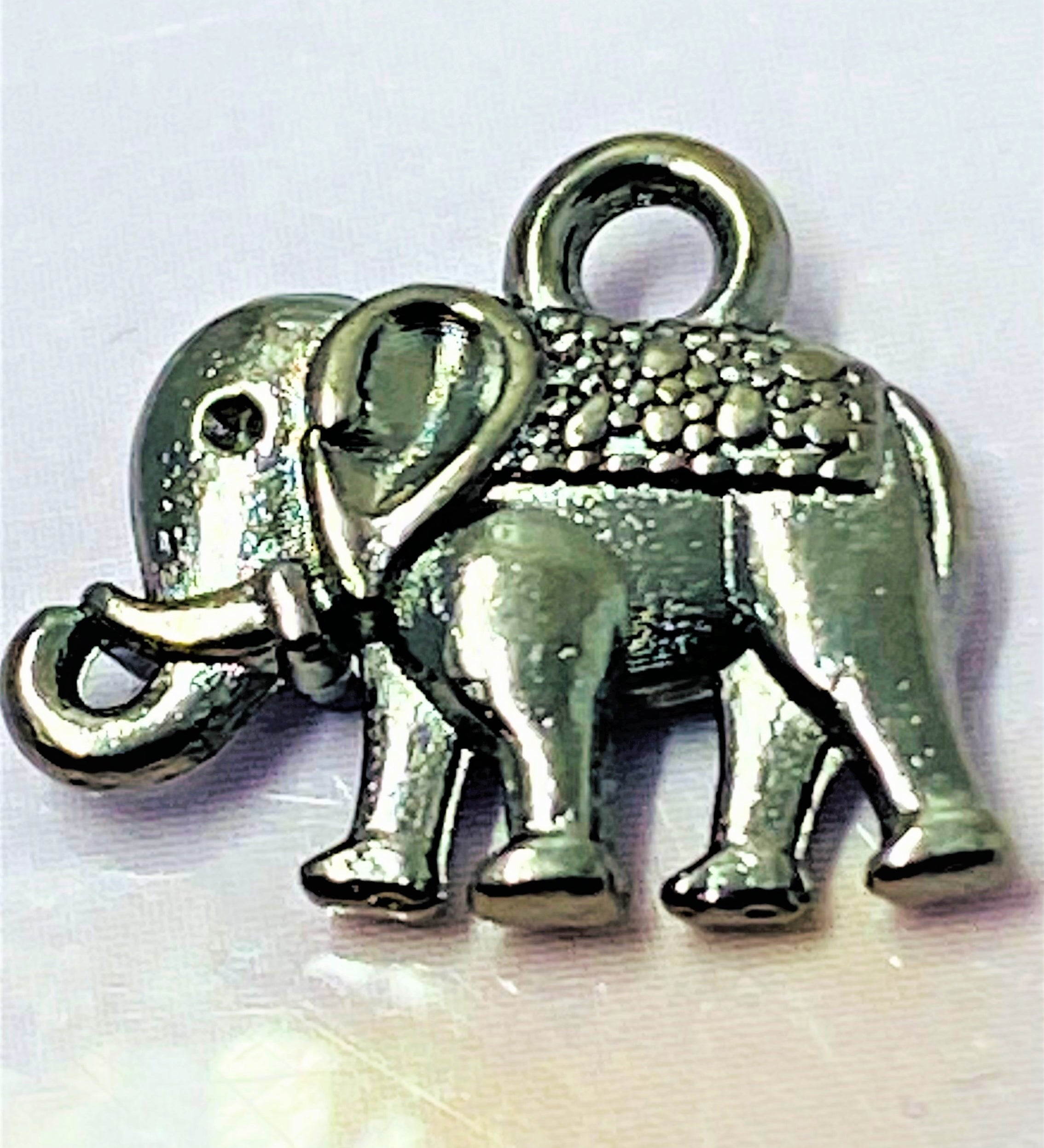Charms - Petit éléphant , Gunmetal (1pce)