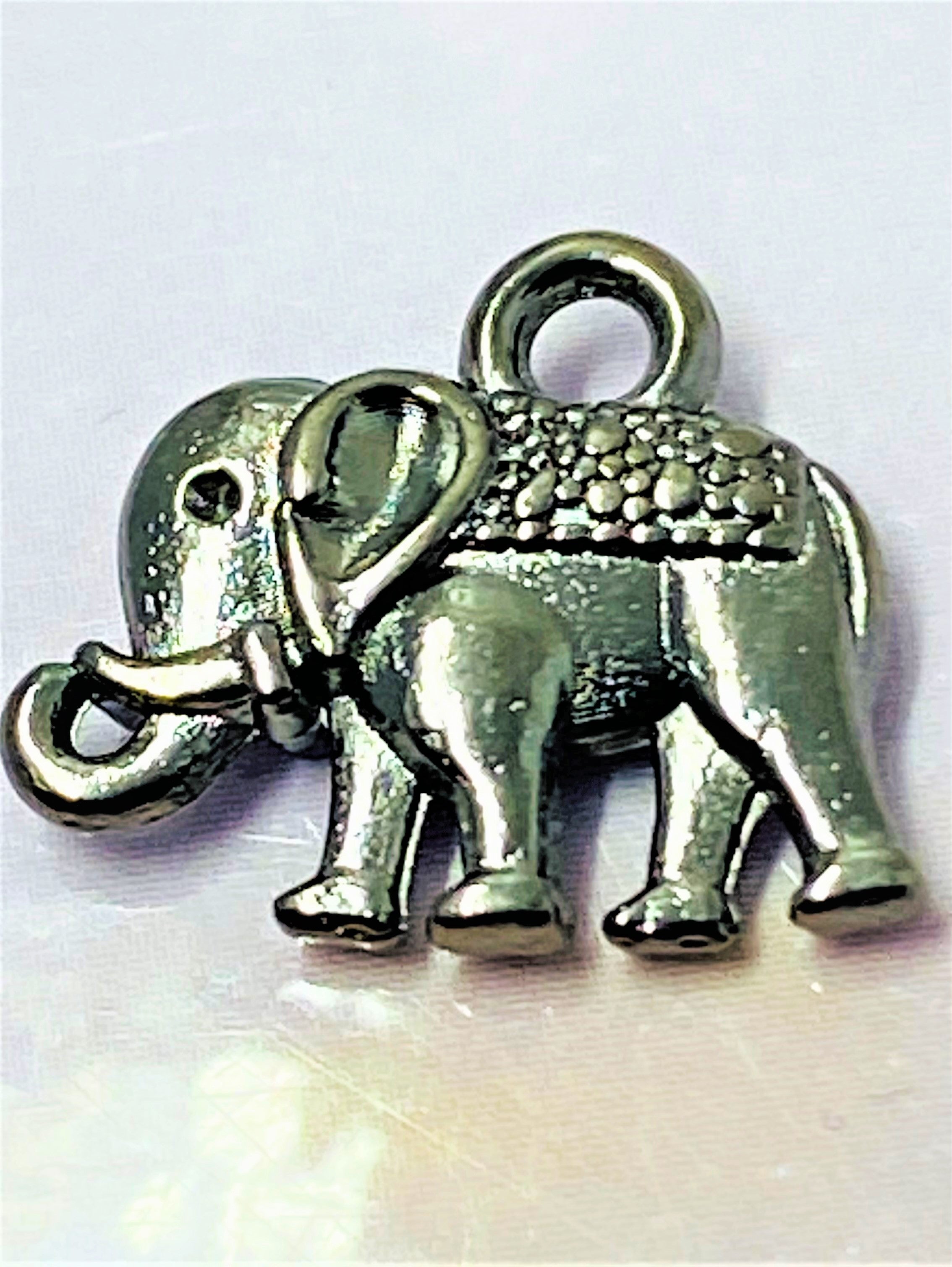 Charms - Petit éléphant , Gunmetal (1pce)