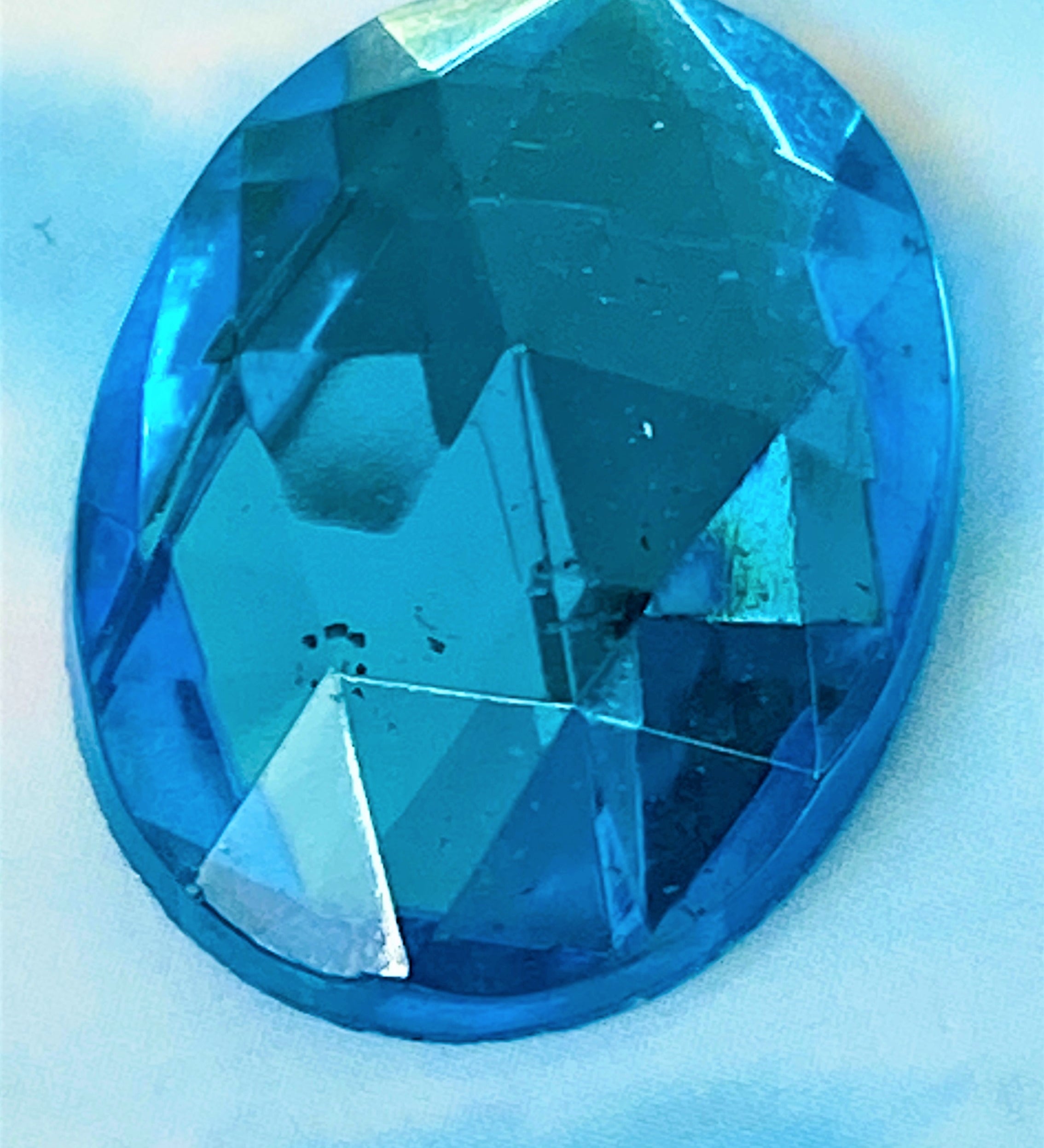 Cabochon ovale en verre facetté Aigue-marine (2pces)